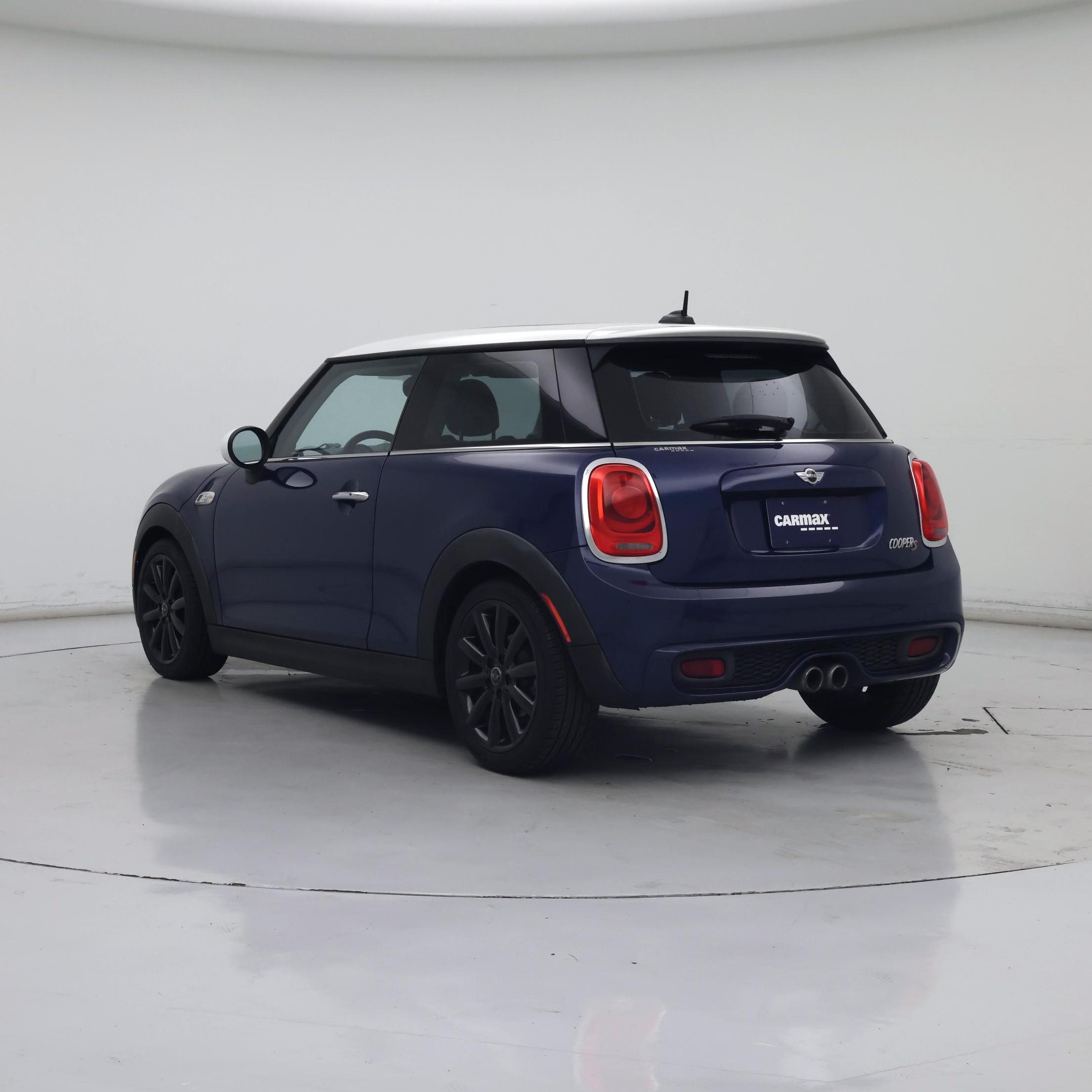 Thumbnail: 2016 MINI Cooper Hardtop - 2