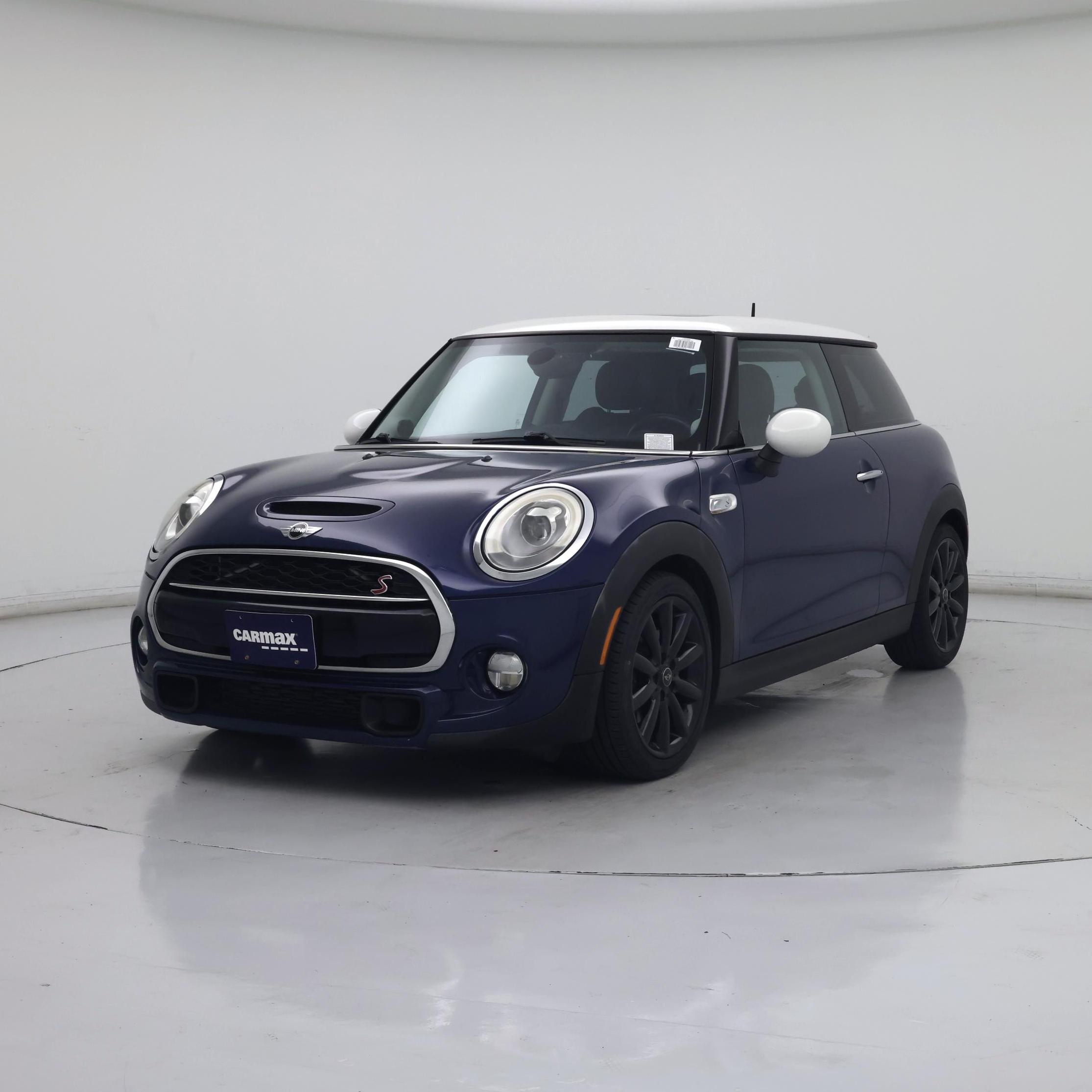 Thumbnail: 2016 MINI Cooper Hardtop - 4