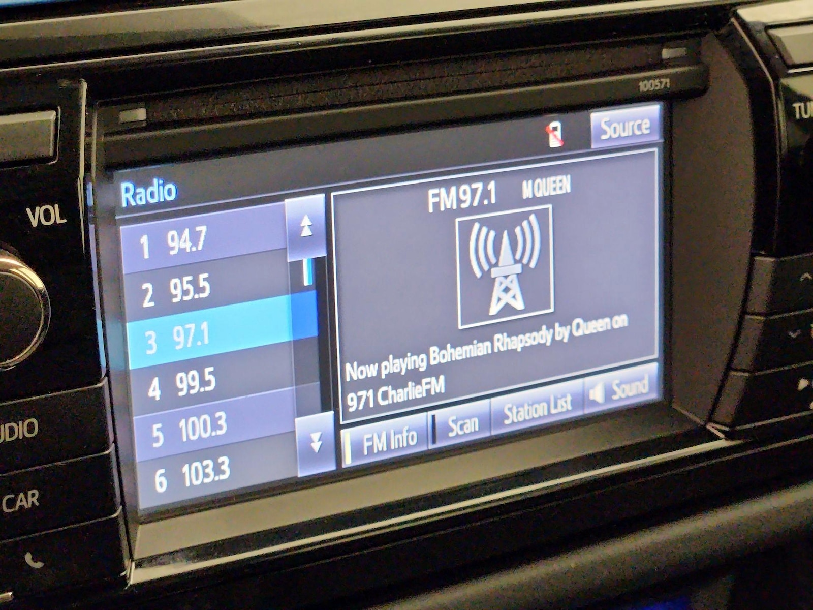 2016 Toyota Corolla S Plus - Photo 16