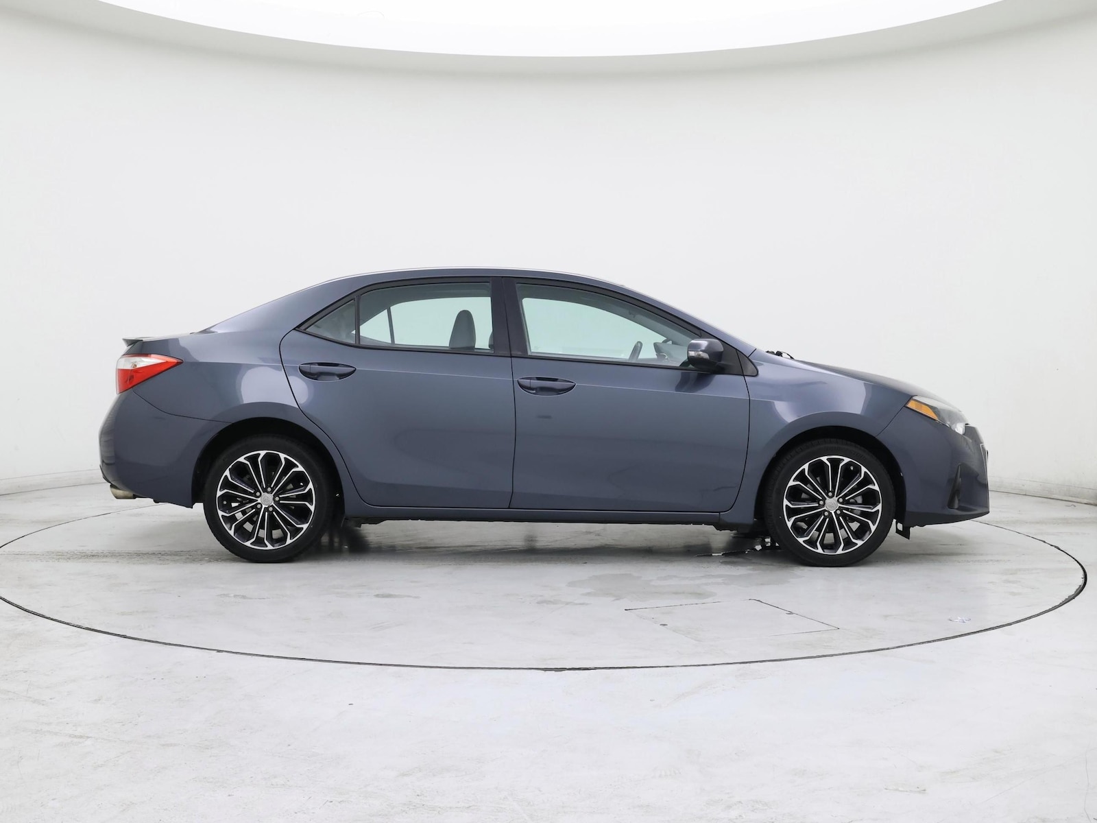 2016 Toyota Corolla S Plus - Photo 8