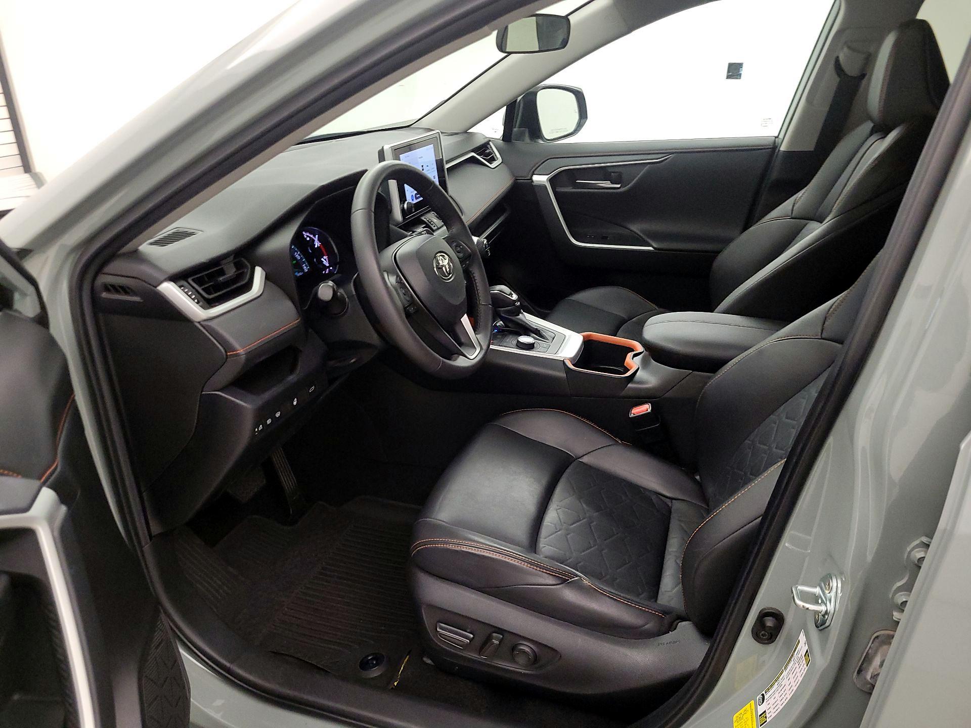 Thumbnail: 2023 Toyota RAV4 - 11