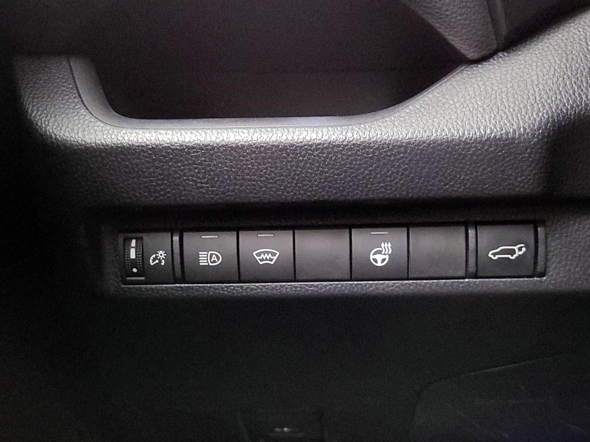 Thumbnail: 2023 Toyota RAV4 - 13
