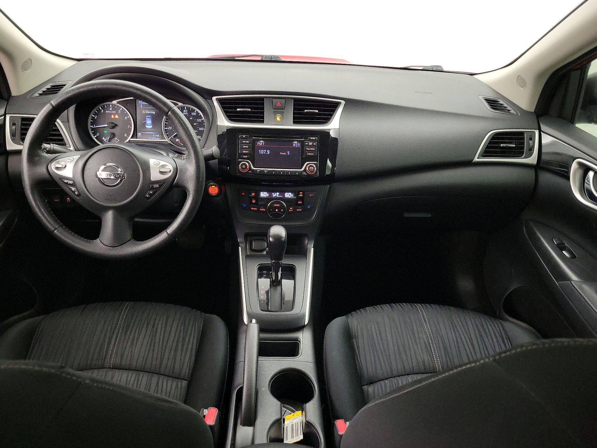 Thumbnail: 2018 Nissan Sentra - 9
