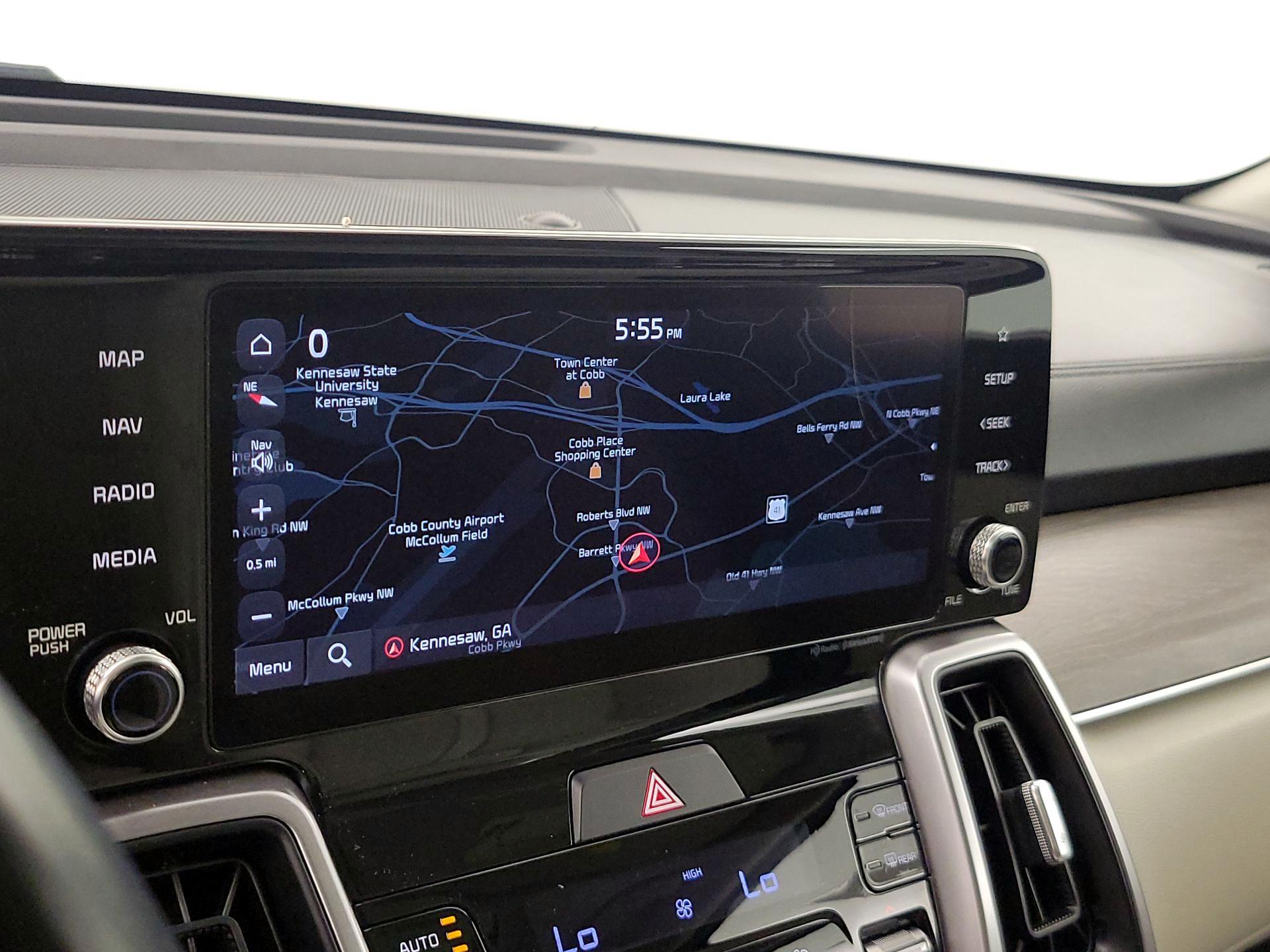Thumbnail: 2023 Kia Sorento - 14