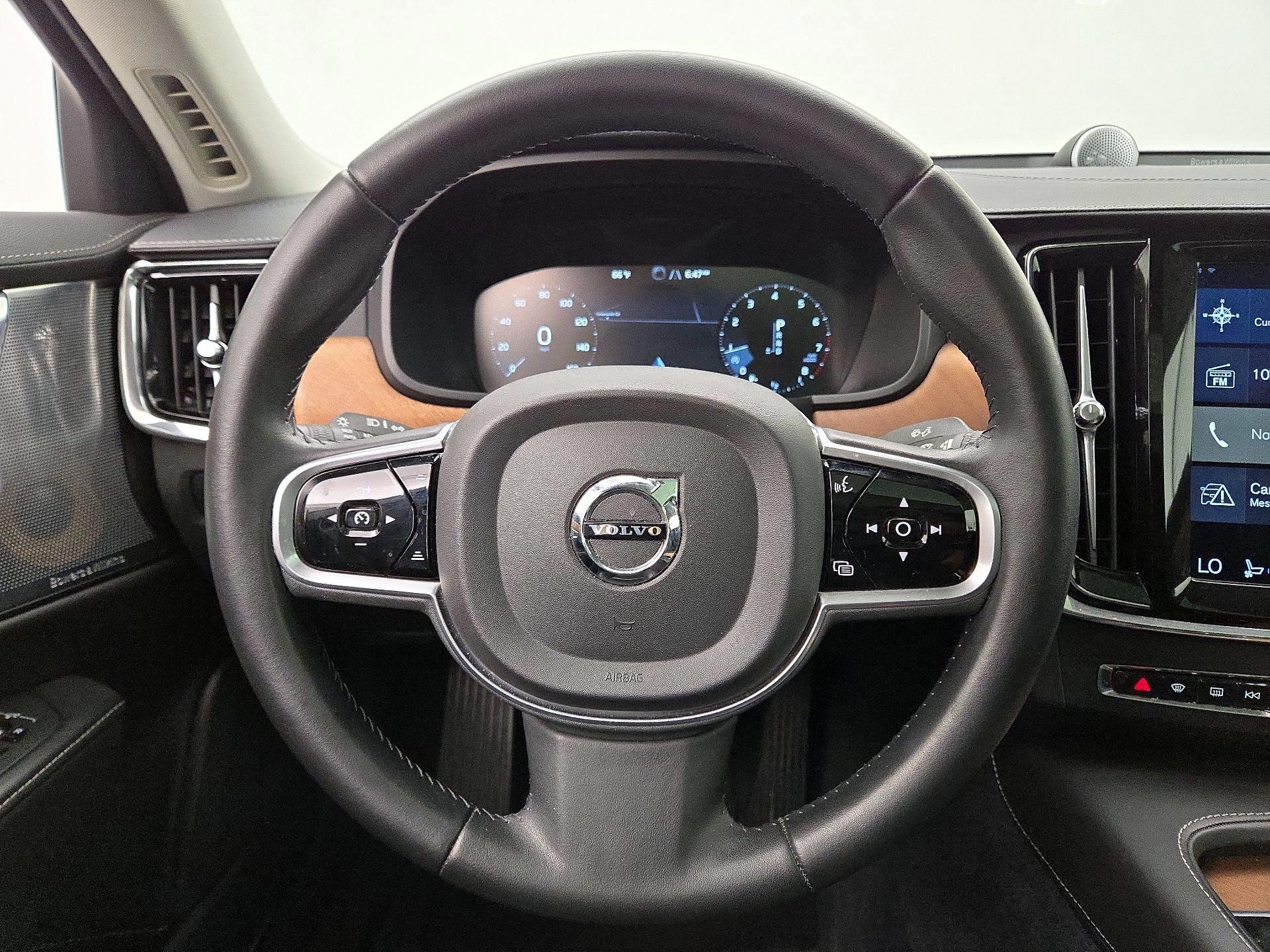Thumbnail: 2018 Volvo S90 - 10