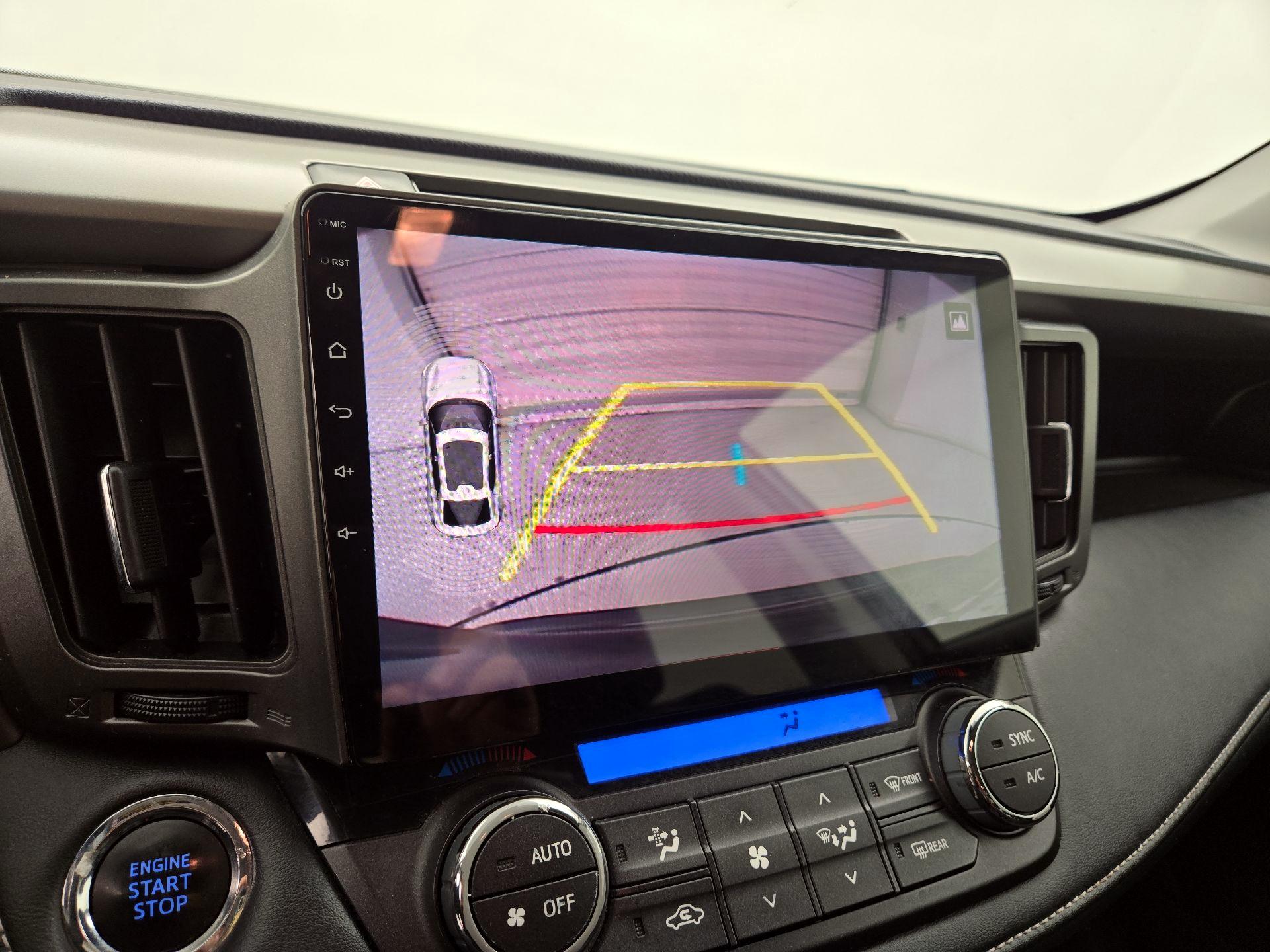 Thumbnail: 2018 Toyota RAV4 - 13