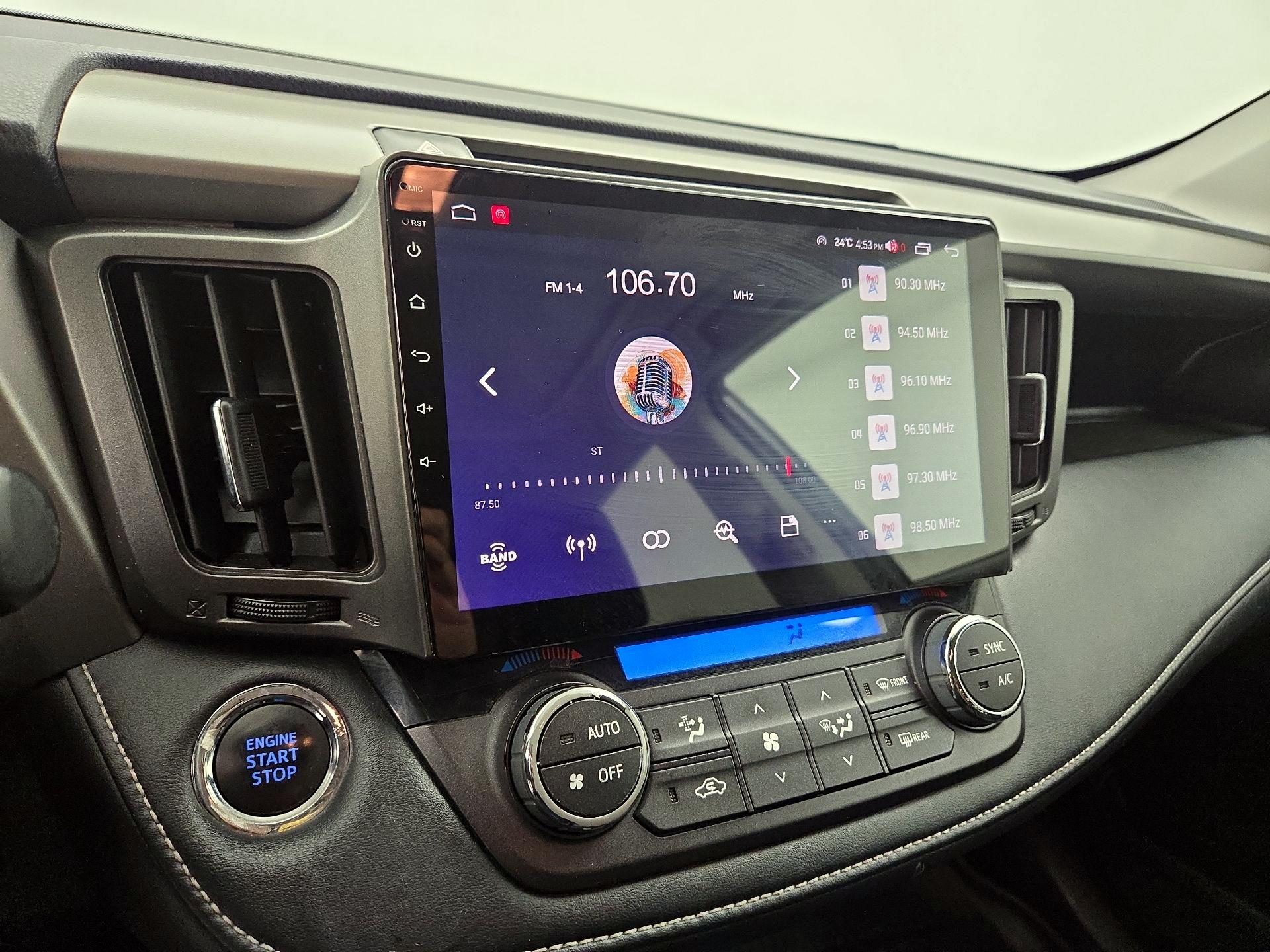Thumbnail: 2018 Toyota RAV4 - 14
