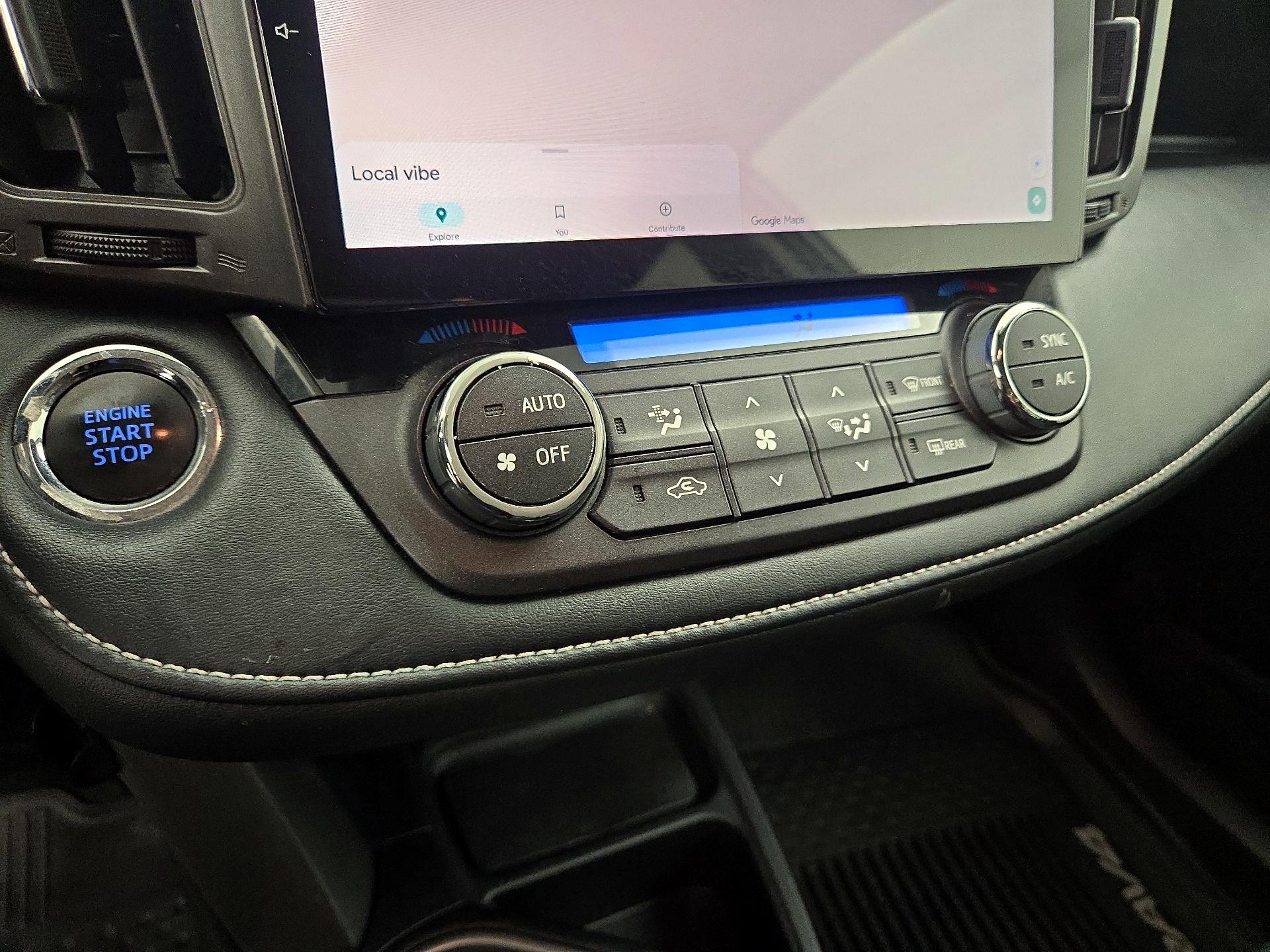 Thumbnail: 2018 Toyota RAV4 - 15