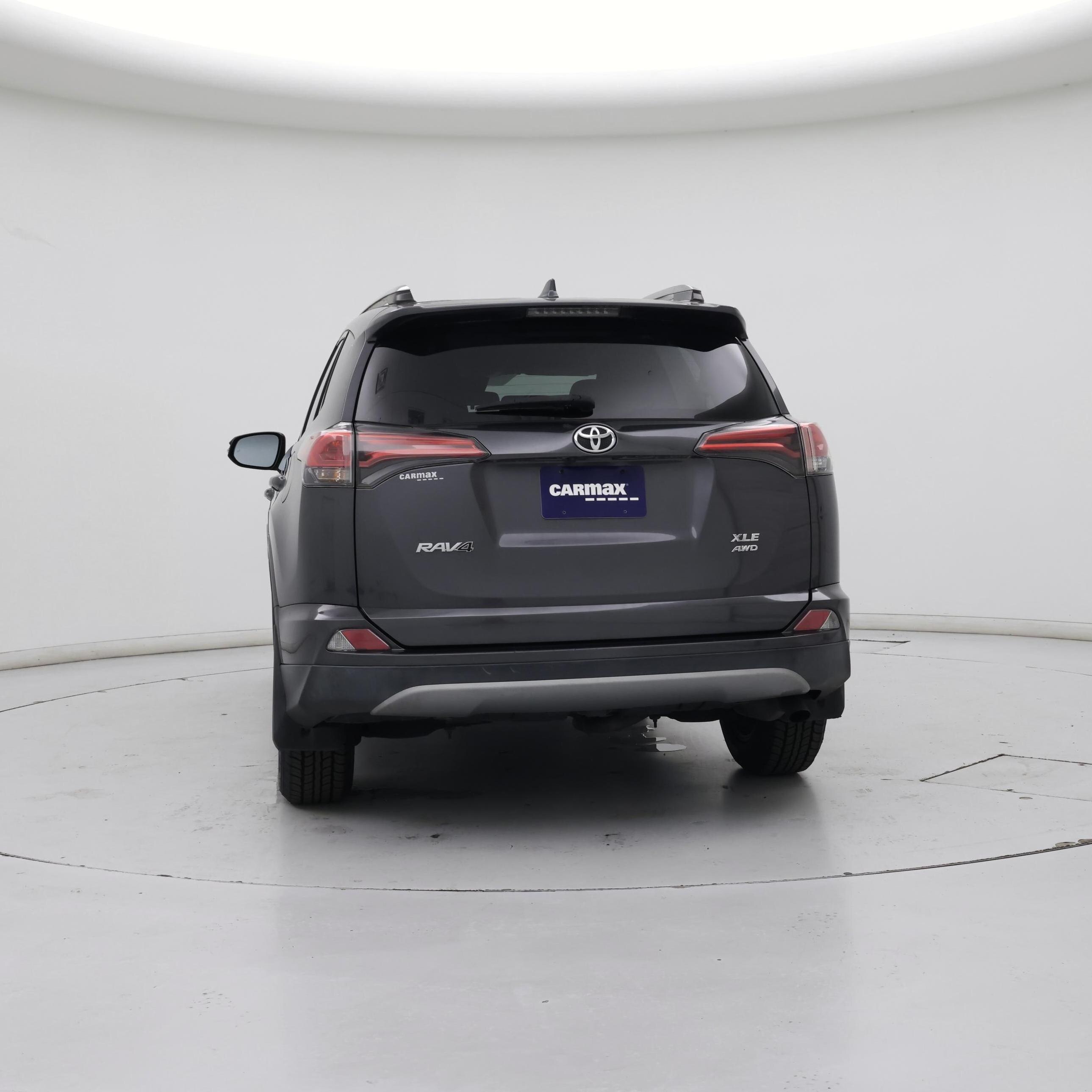 Thumbnail: 2018 Toyota RAV4 - 6
