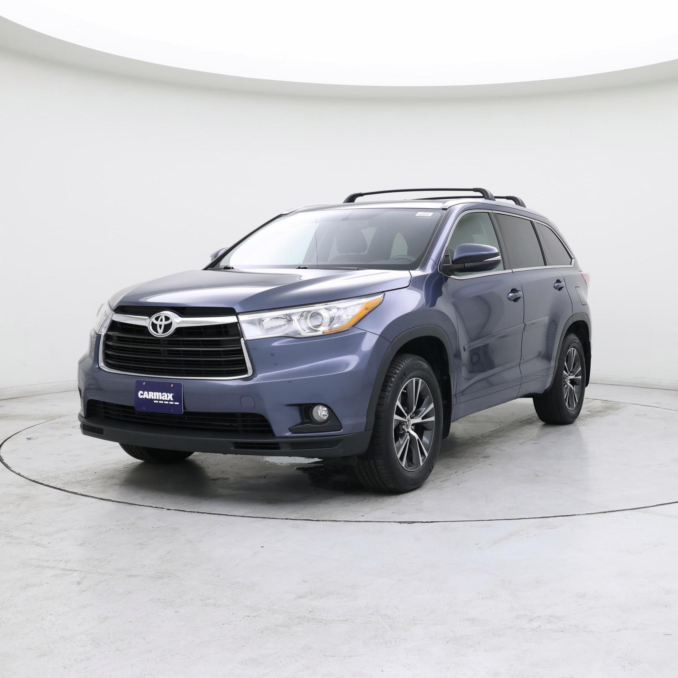 Thumbnail: 2016 Toyota Highlander - 4
