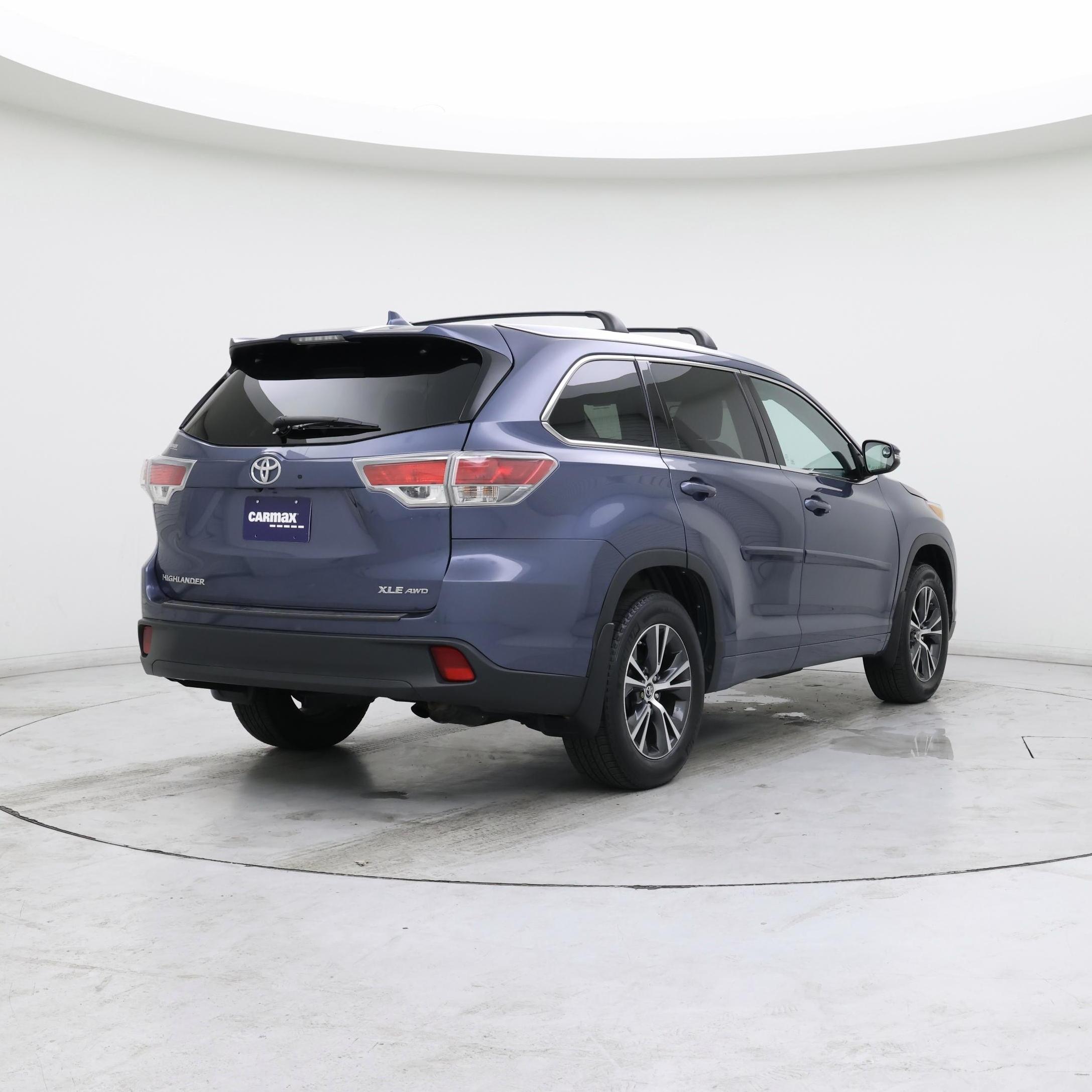 Thumbnail: 2016 Toyota Highlander - 8
