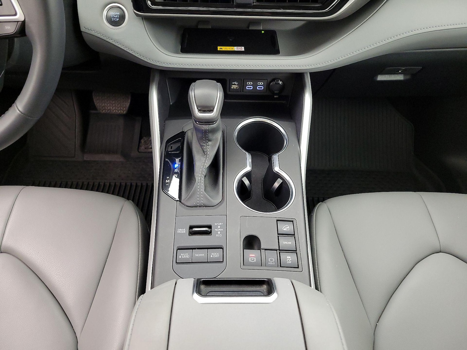 2024 Toyota Highlander XLE - Photo 19