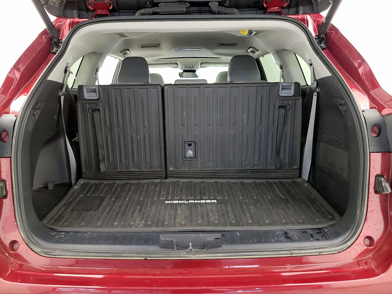 2024 Toyota Highlander XLE - Photo 24