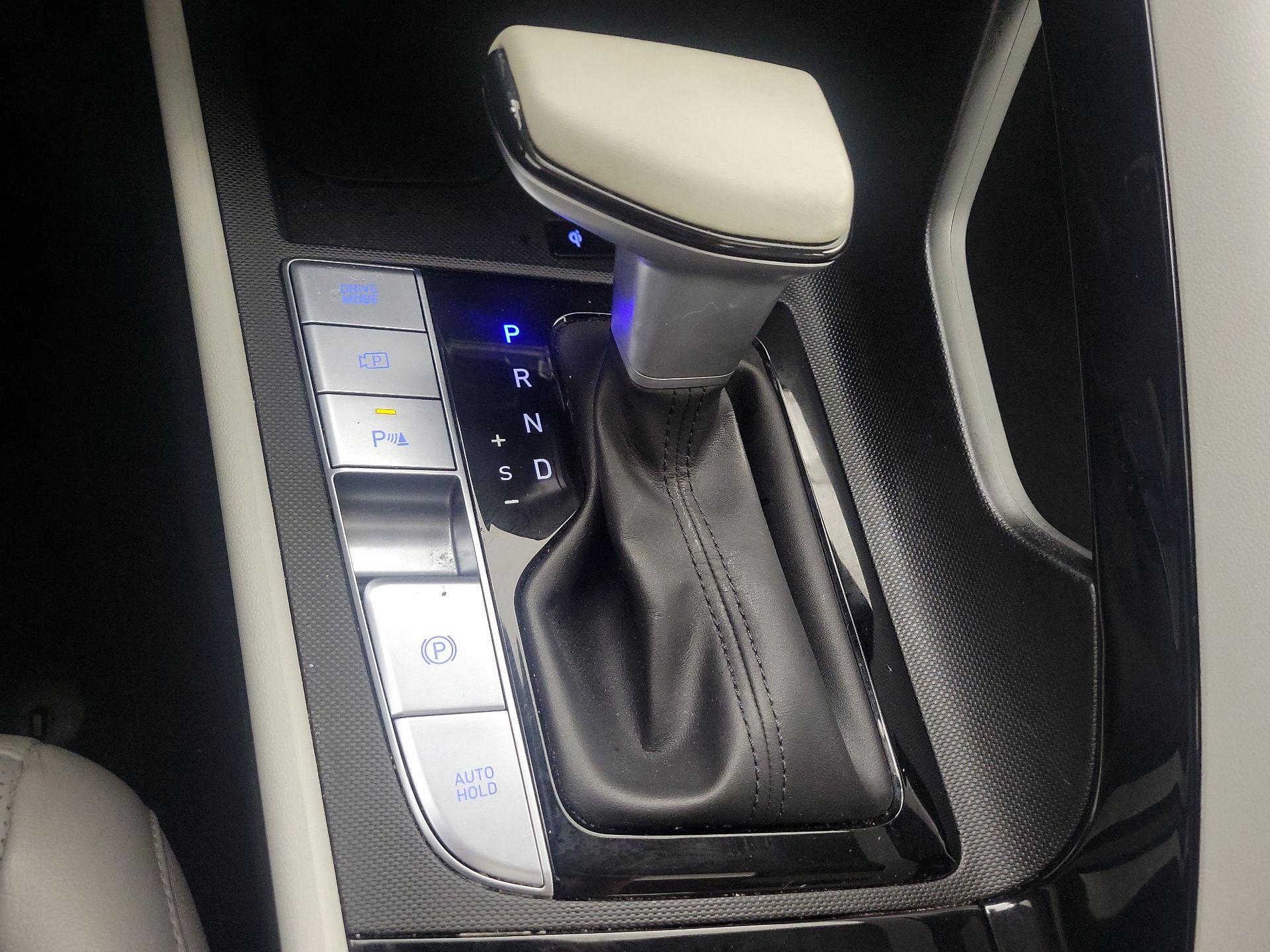 Thumbnail: 2024 Hyundai Elantra - 18