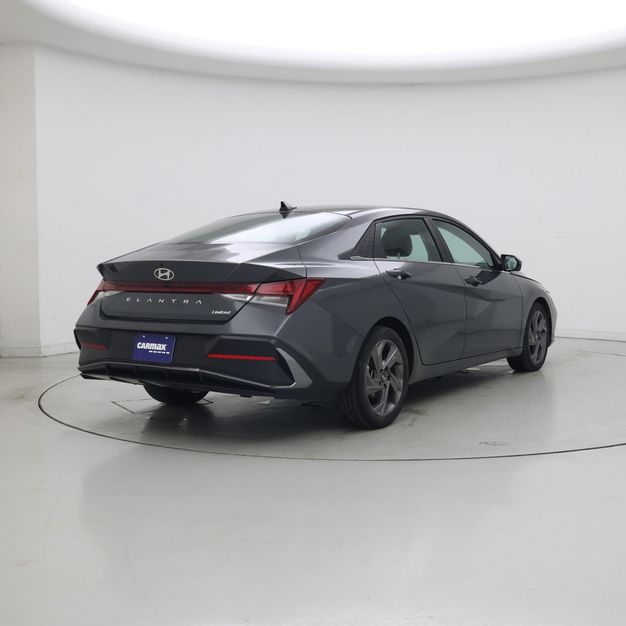 Thumbnail: 2024 Hyundai Elantra - 8