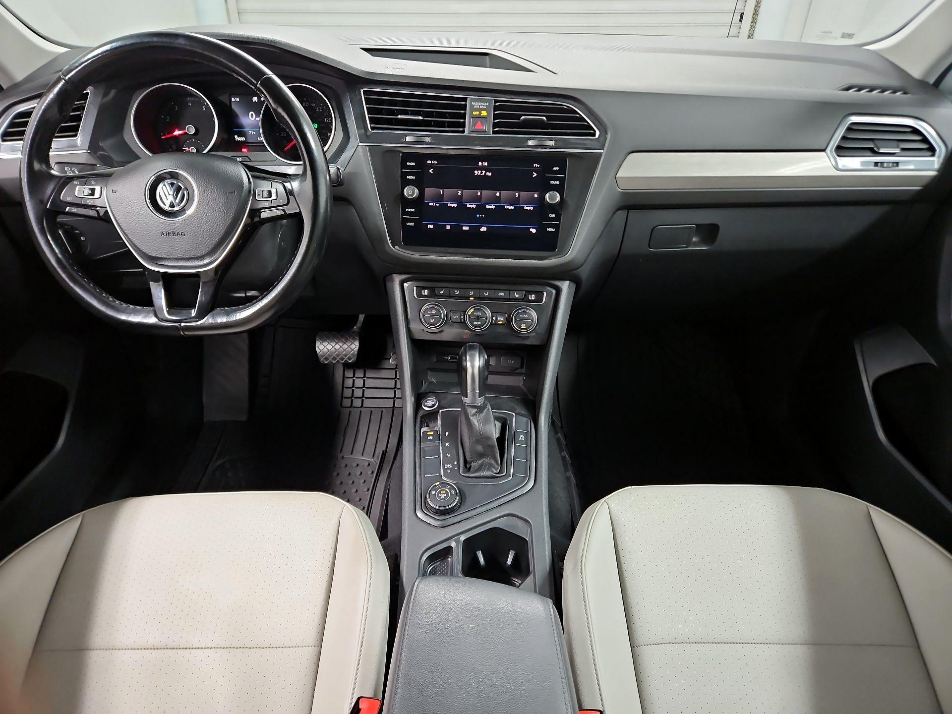Thumbnail: 2019 Volkswagen Tiguan - 9