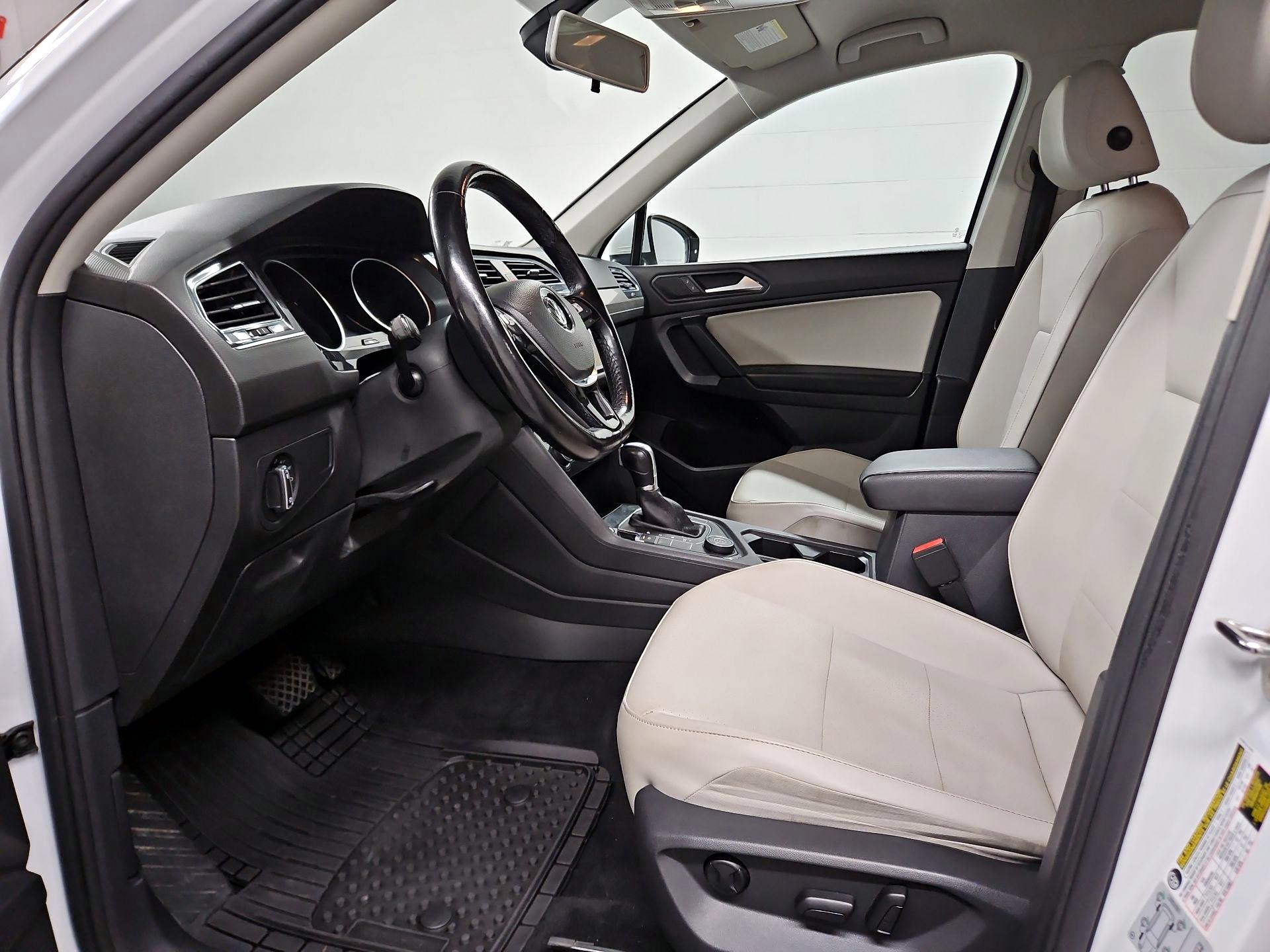 Thumbnail: 2019 Volkswagen Tiguan - 11