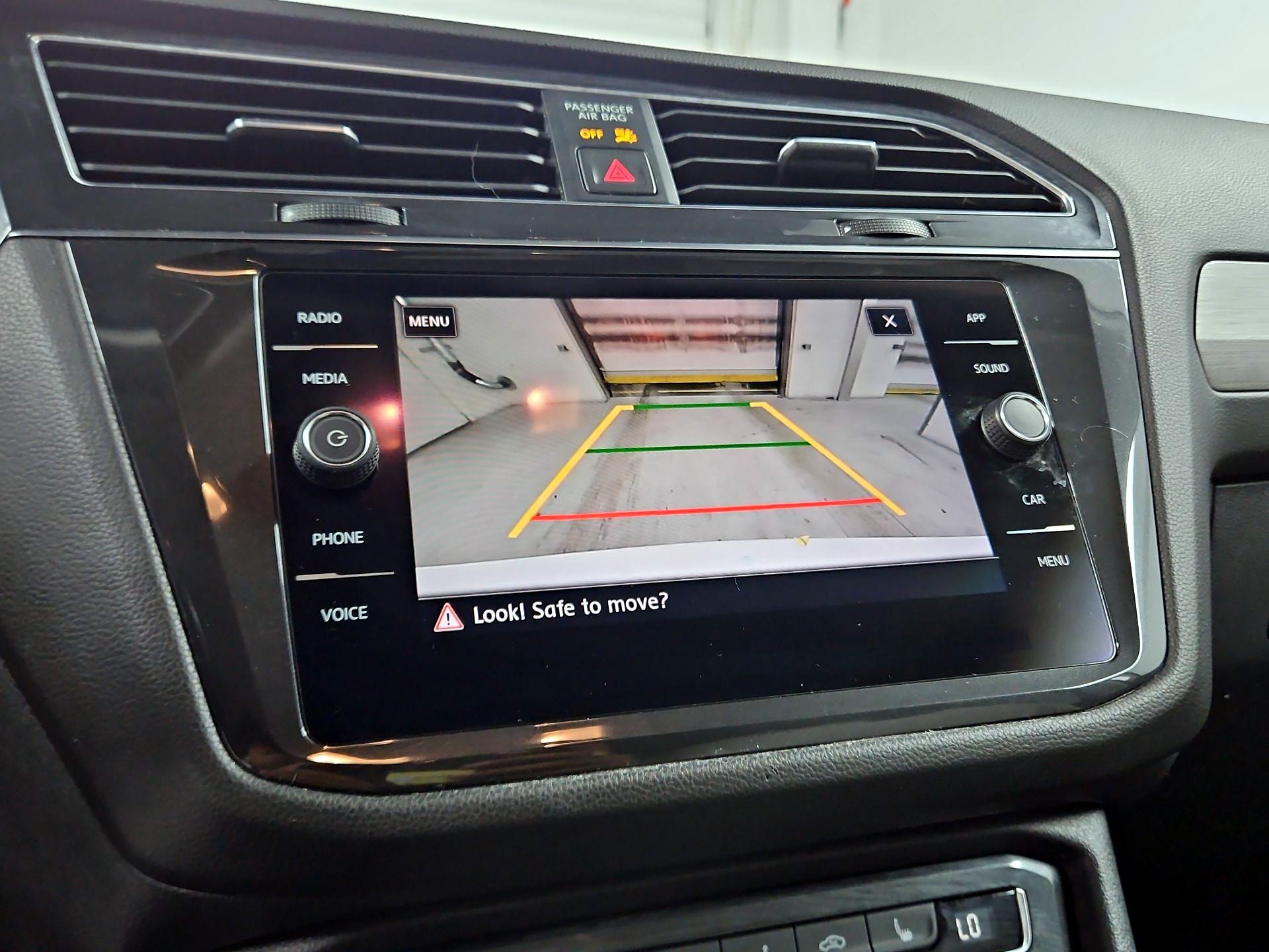 Thumbnail: 2019 Volkswagen Tiguan - 14