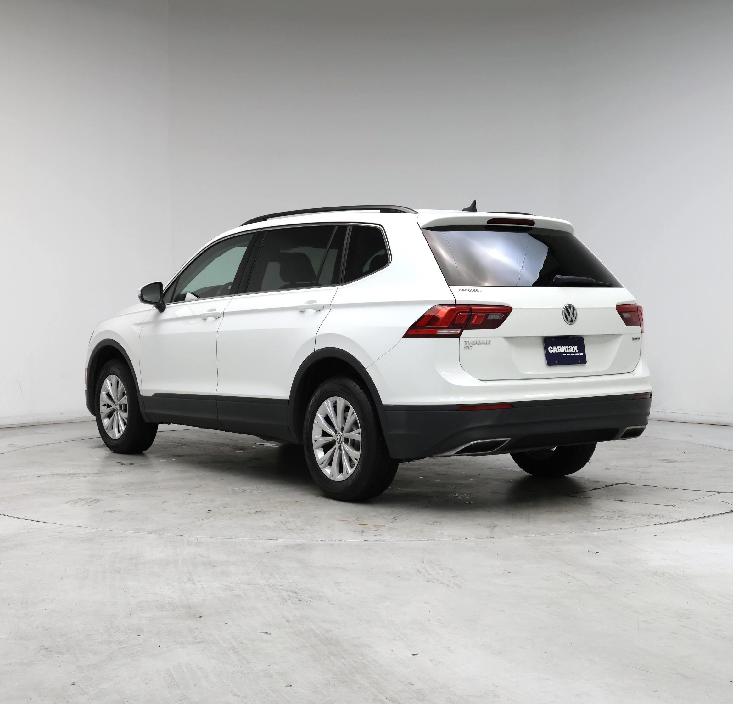 Thumbnail: 2019 Volkswagen Tiguan - 2