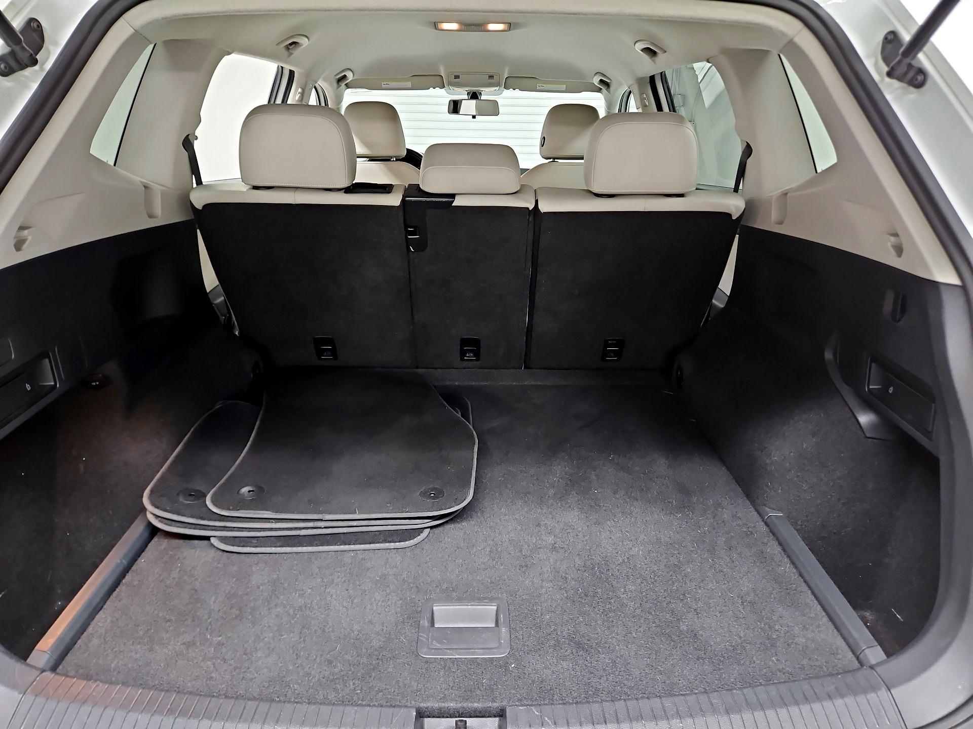 Thumbnail: 2019 Volkswagen Tiguan - 20