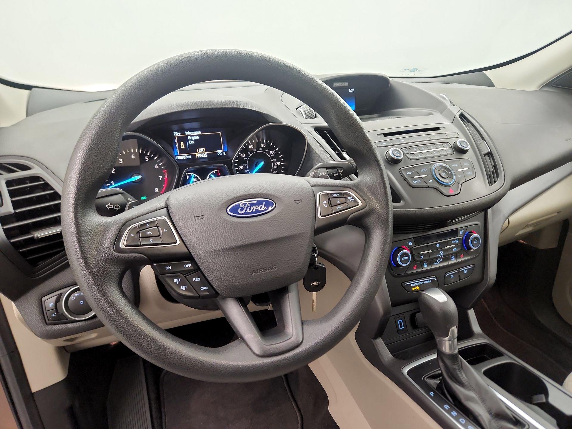 Thumbnail: 2017 Ford Escape - 9