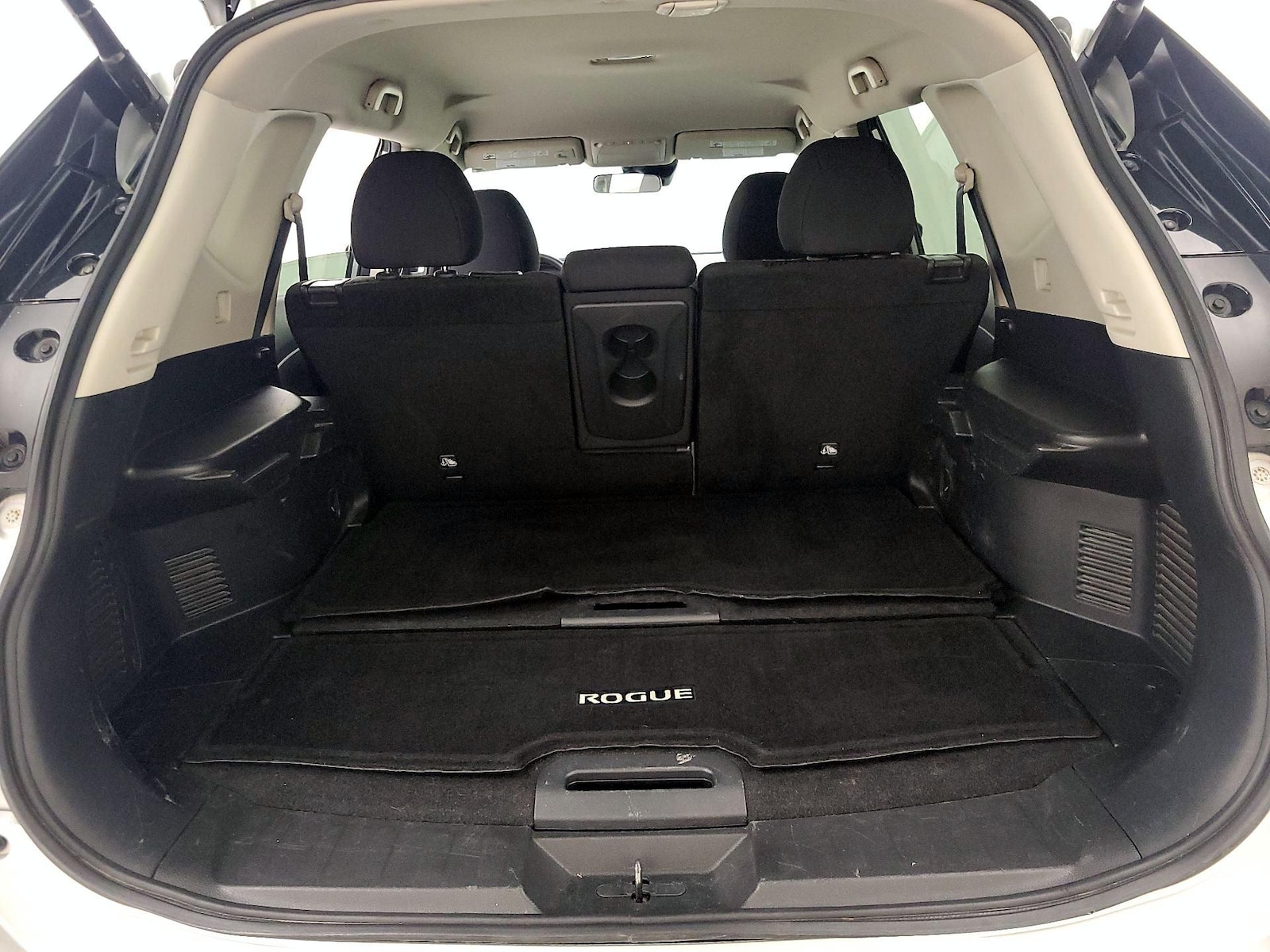2020 Nissan Rogue SV - Photo 21