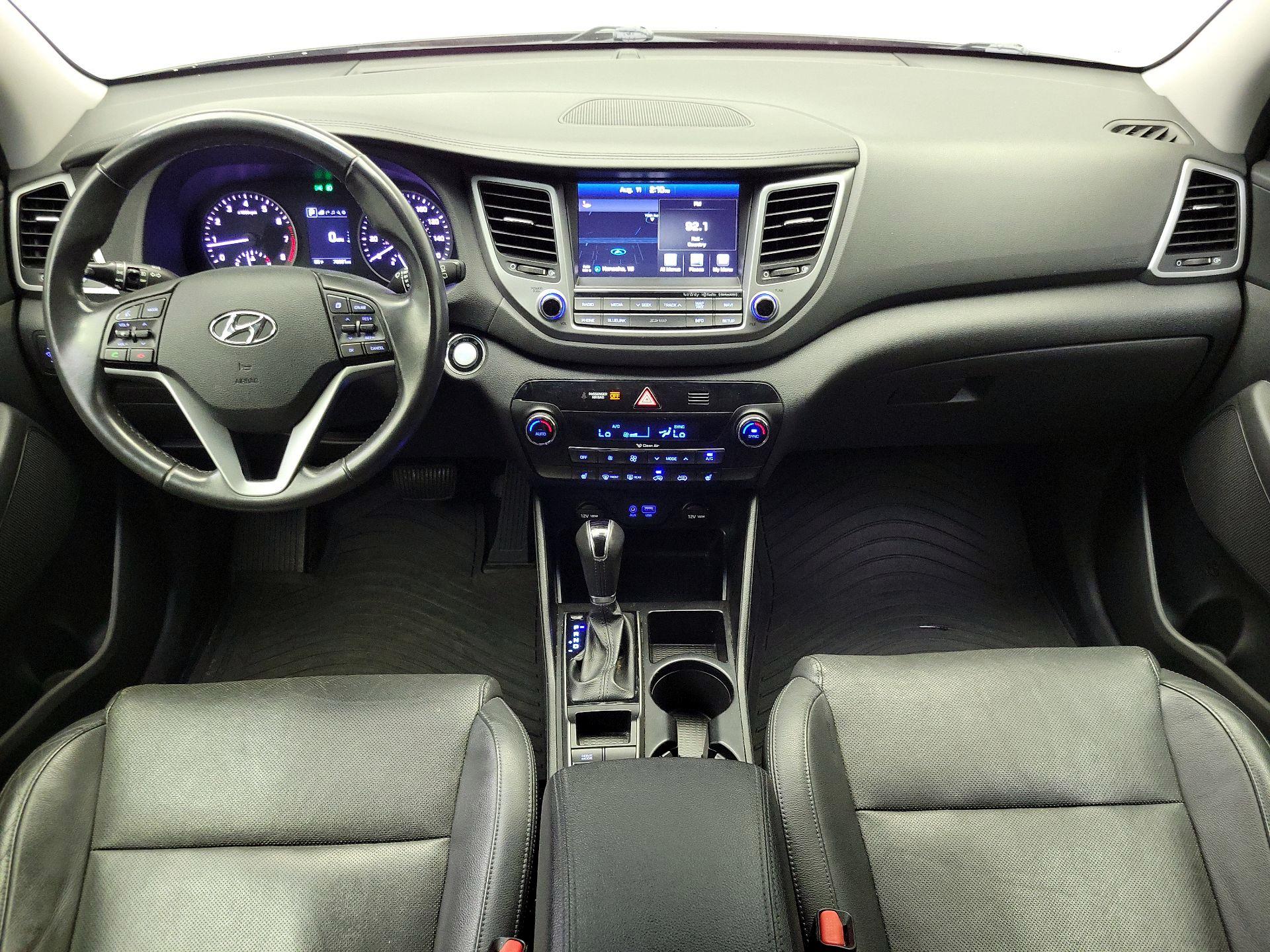 Thumbnail: 2017 Hyundai Tucson - 9