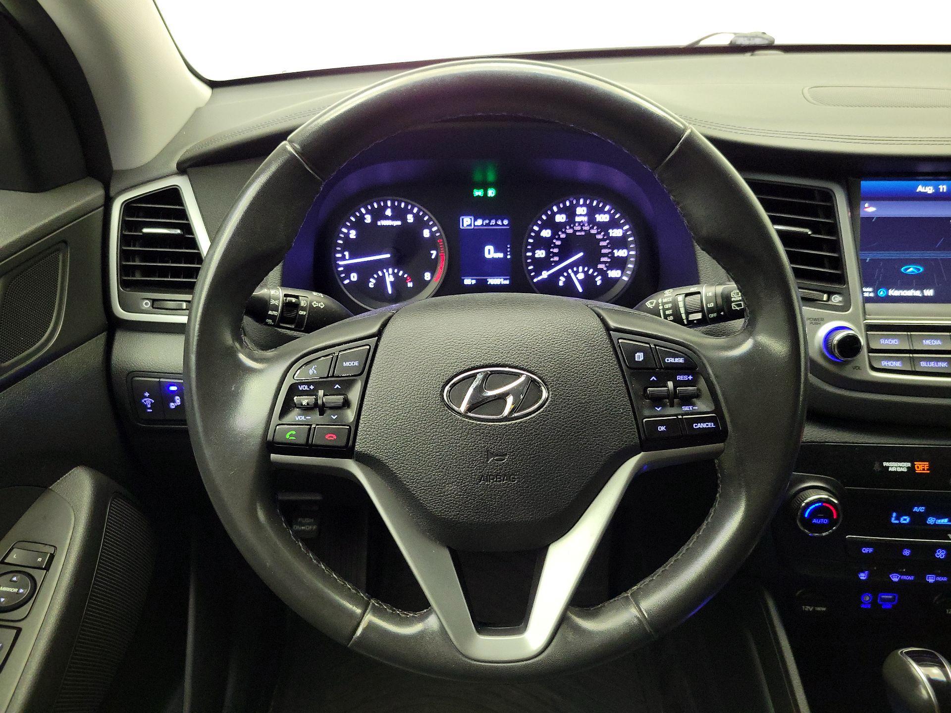 Thumbnail: 2017 Hyundai Tucson - 10