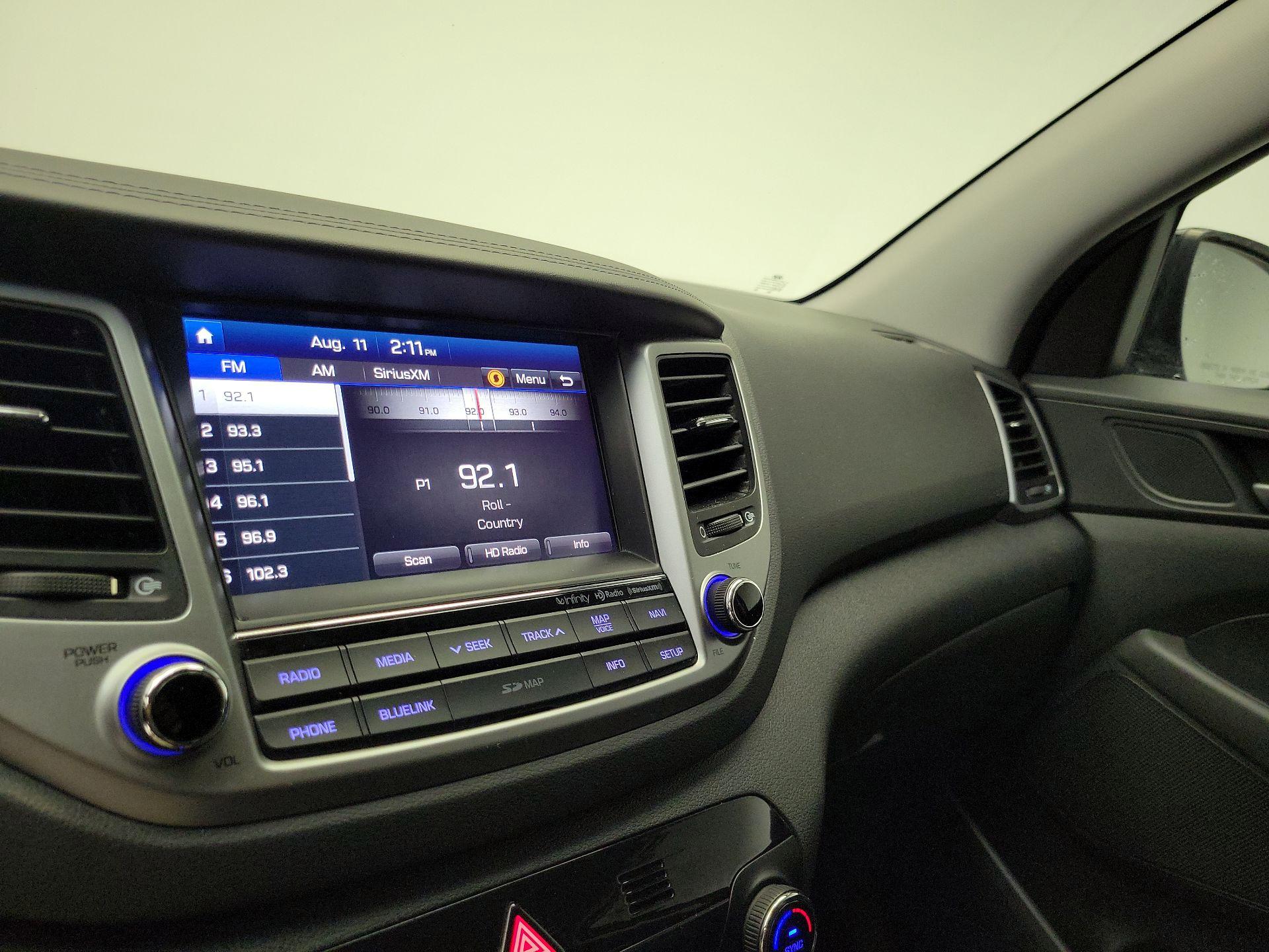 Thumbnail: 2017 Hyundai Tucson - 16