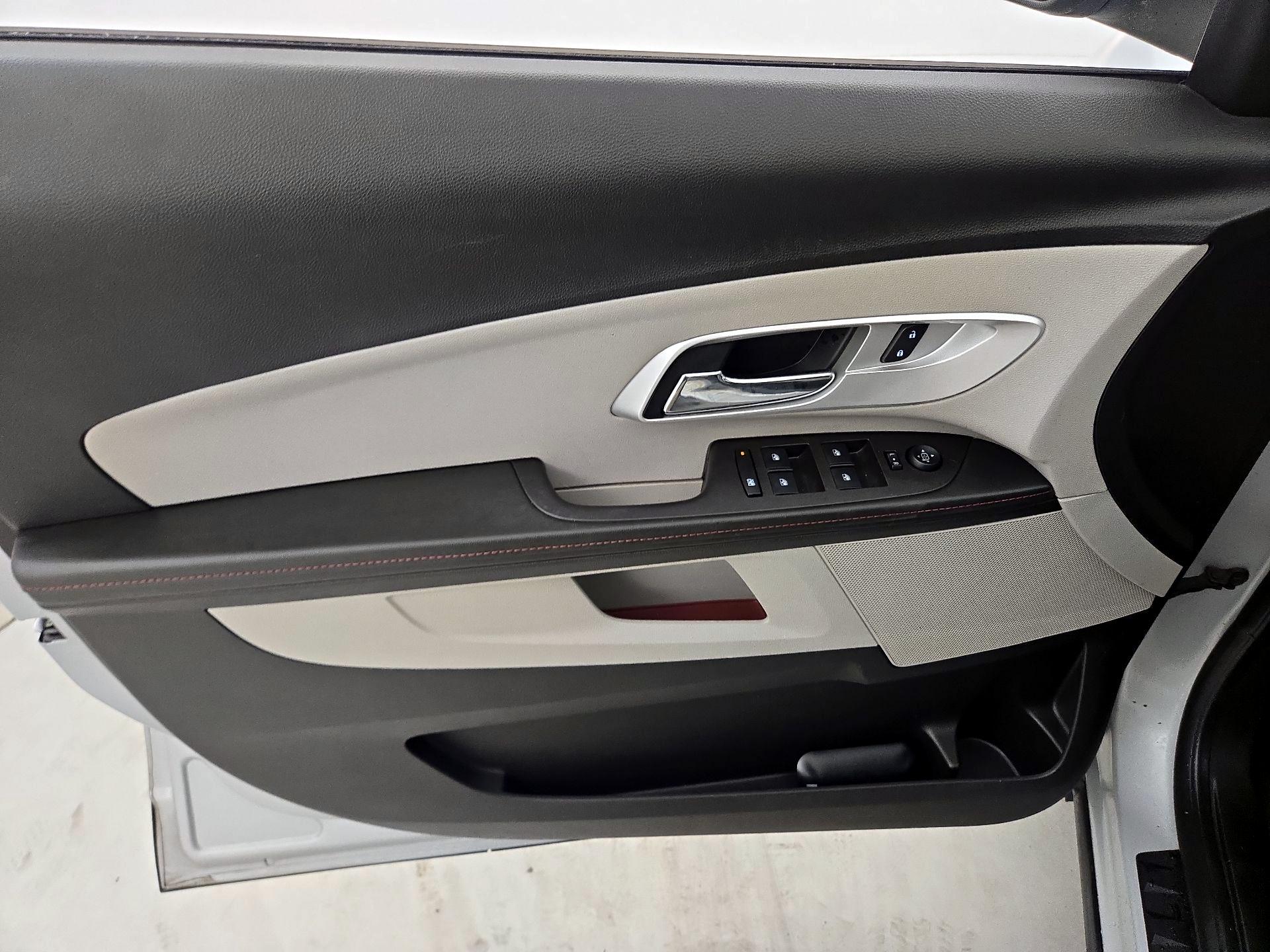 Thumbnail: 2014 Chevrolet Equinox - 12