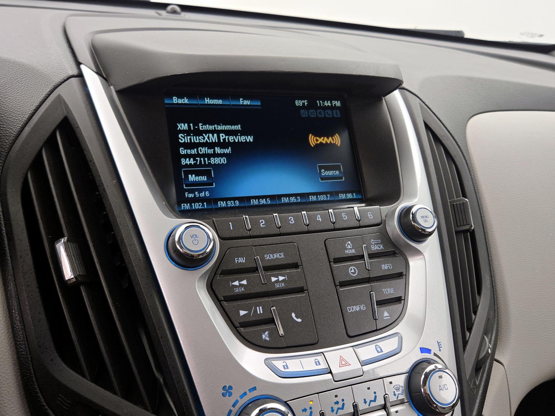 Thumbnail: 2014 Chevrolet Equinox - 15