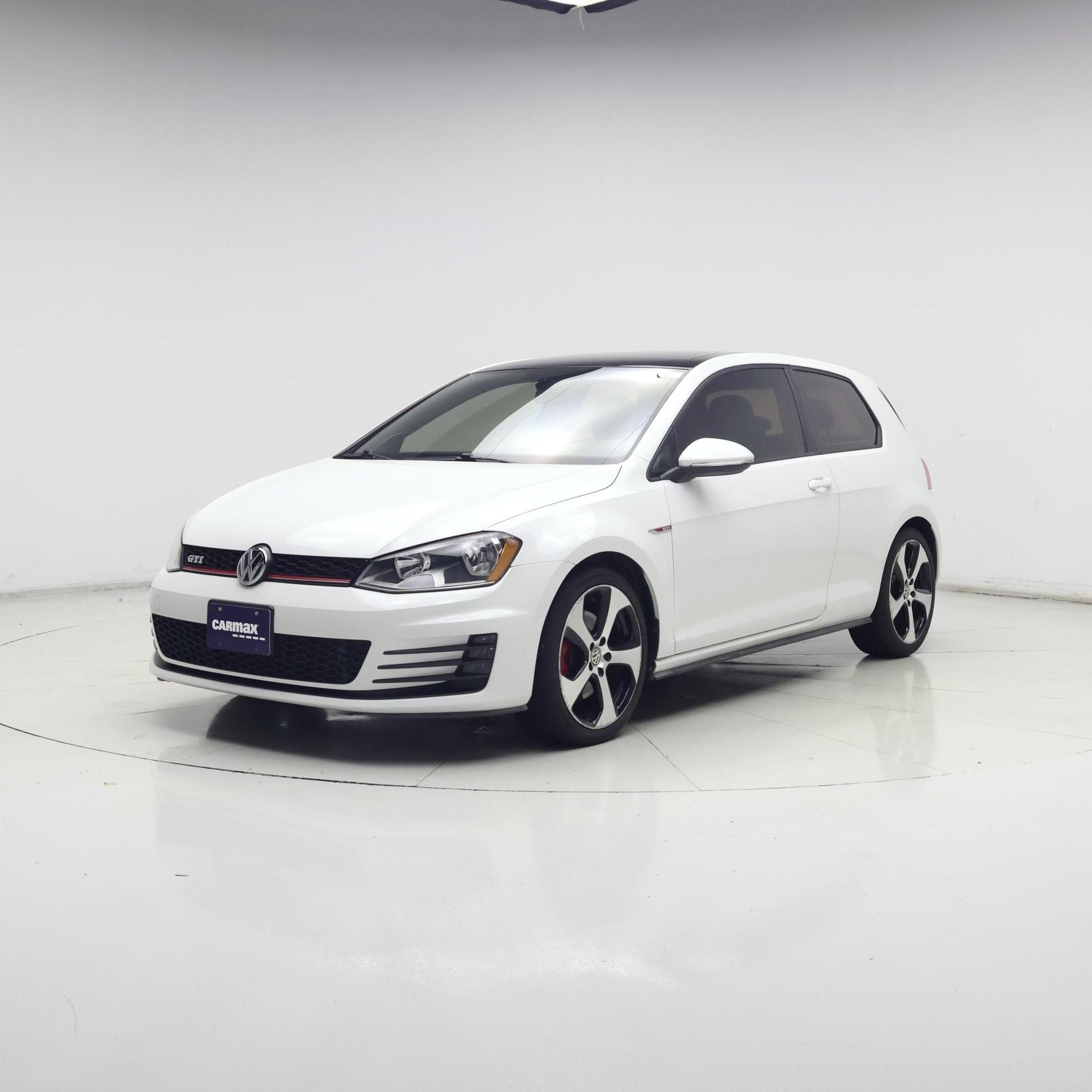 Thumbnail: 2015 Volkswagen Golf - 4