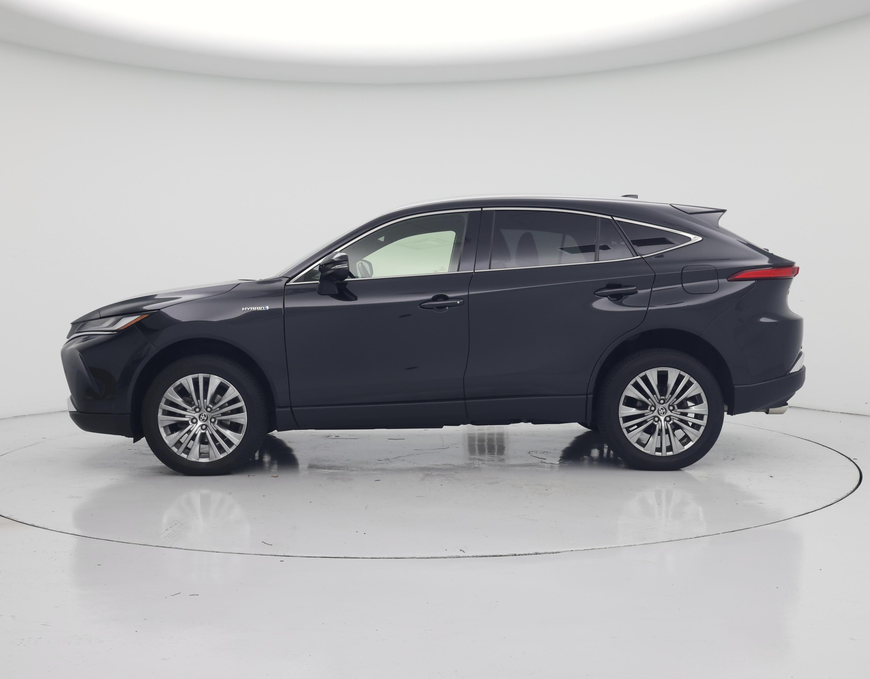 Thumbnail: 2021 Toyota Venza - 3