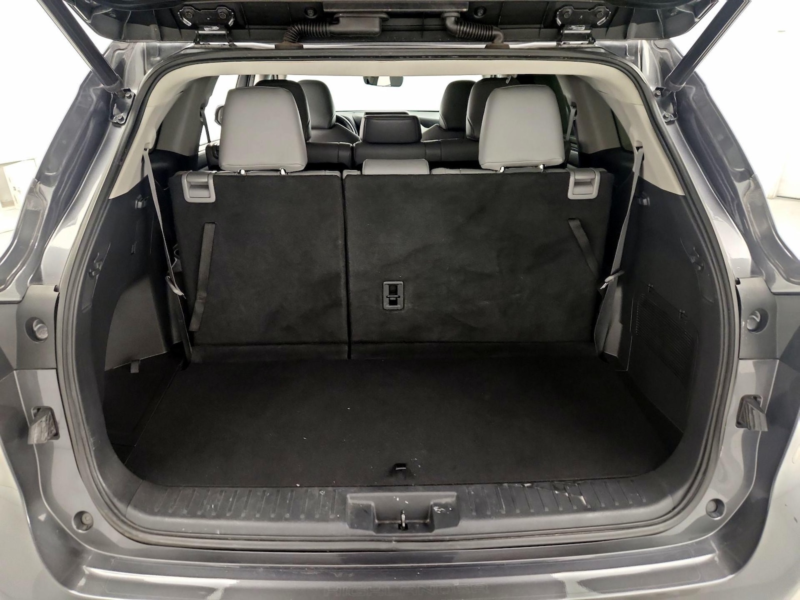 2021 Toyota Highlander XLE - Photo 24
