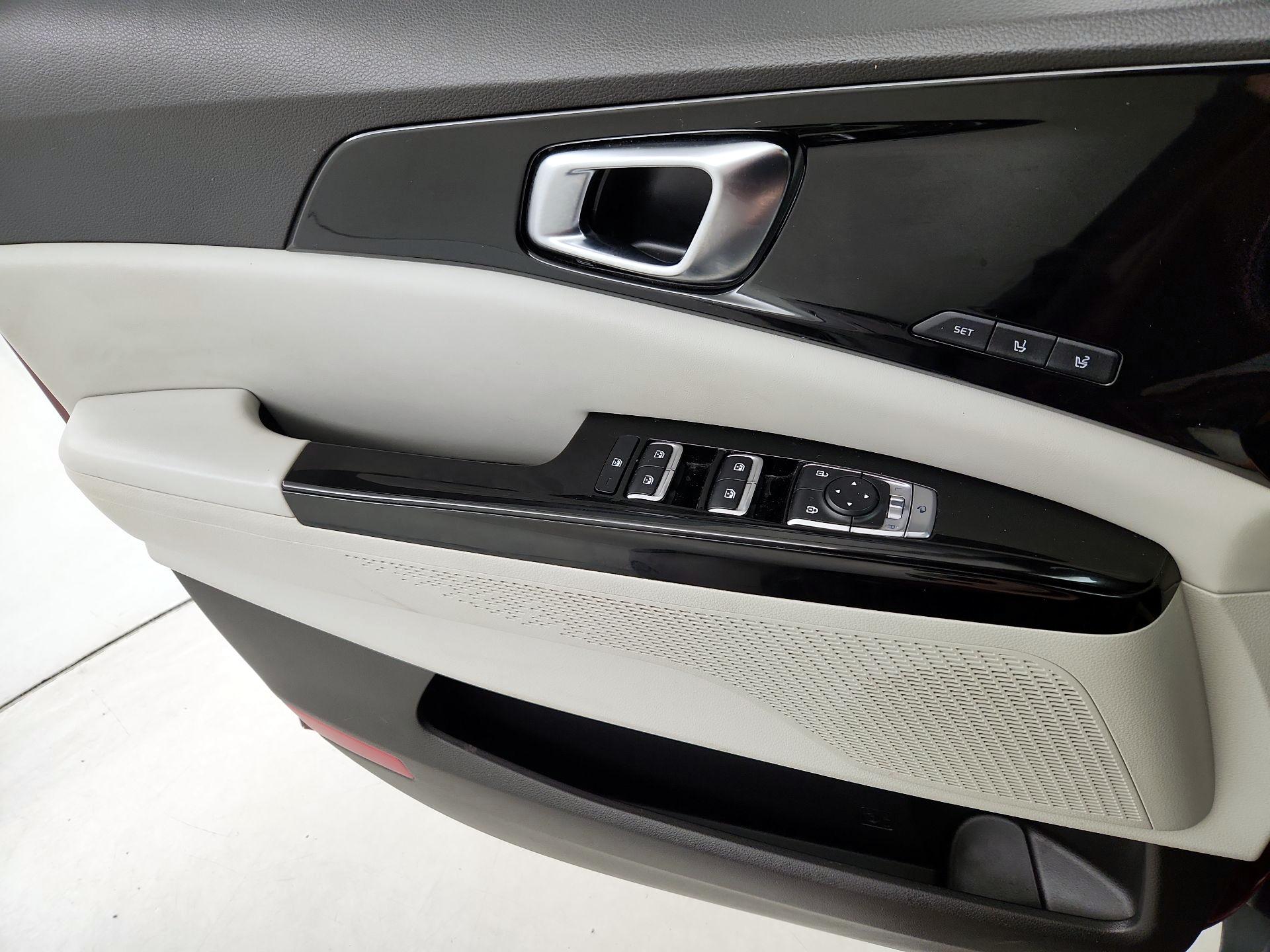 Thumbnail: 2024 Kia Carnival - 12