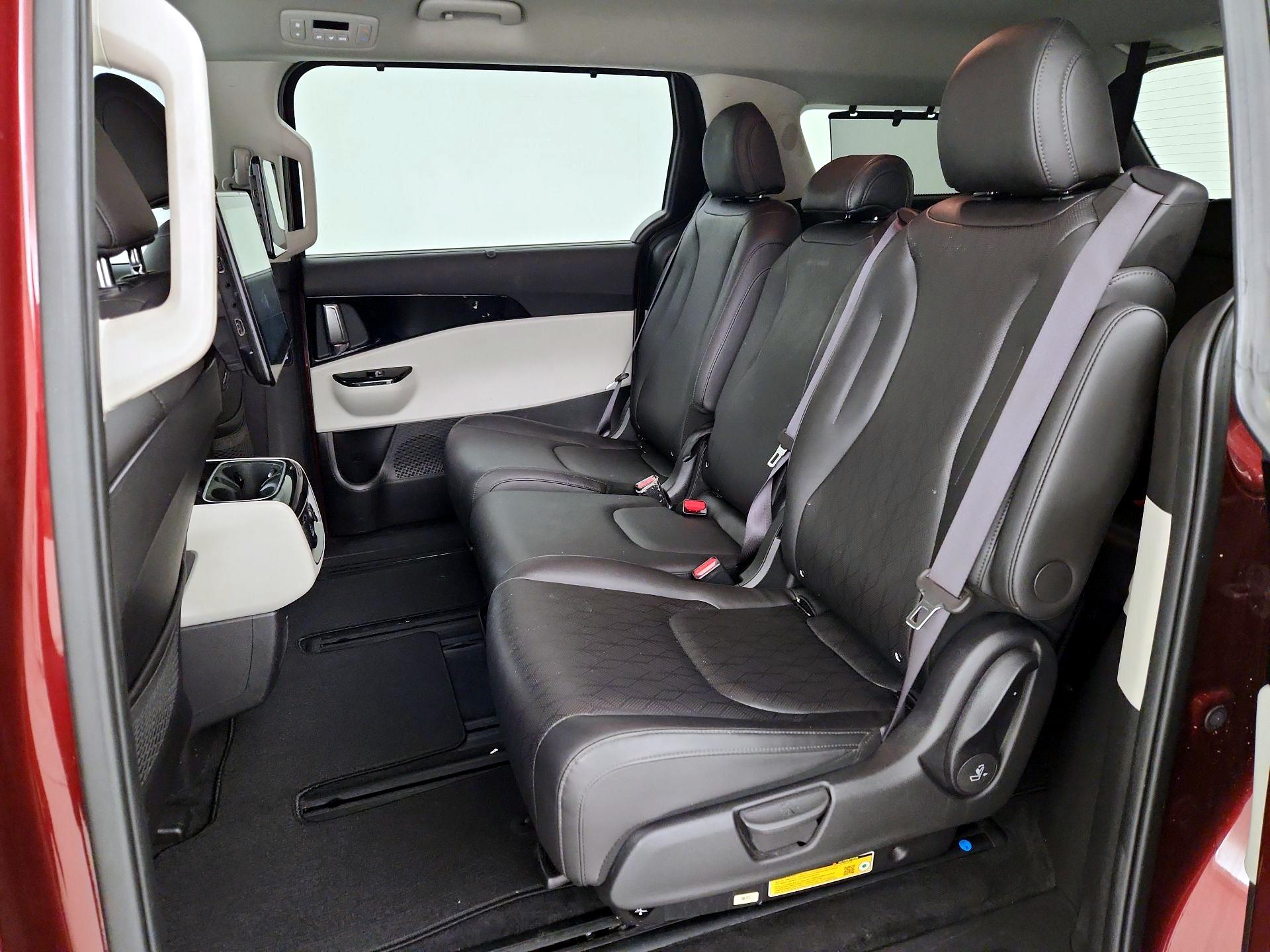 Thumbnail: 2024 Kia Carnival - 20