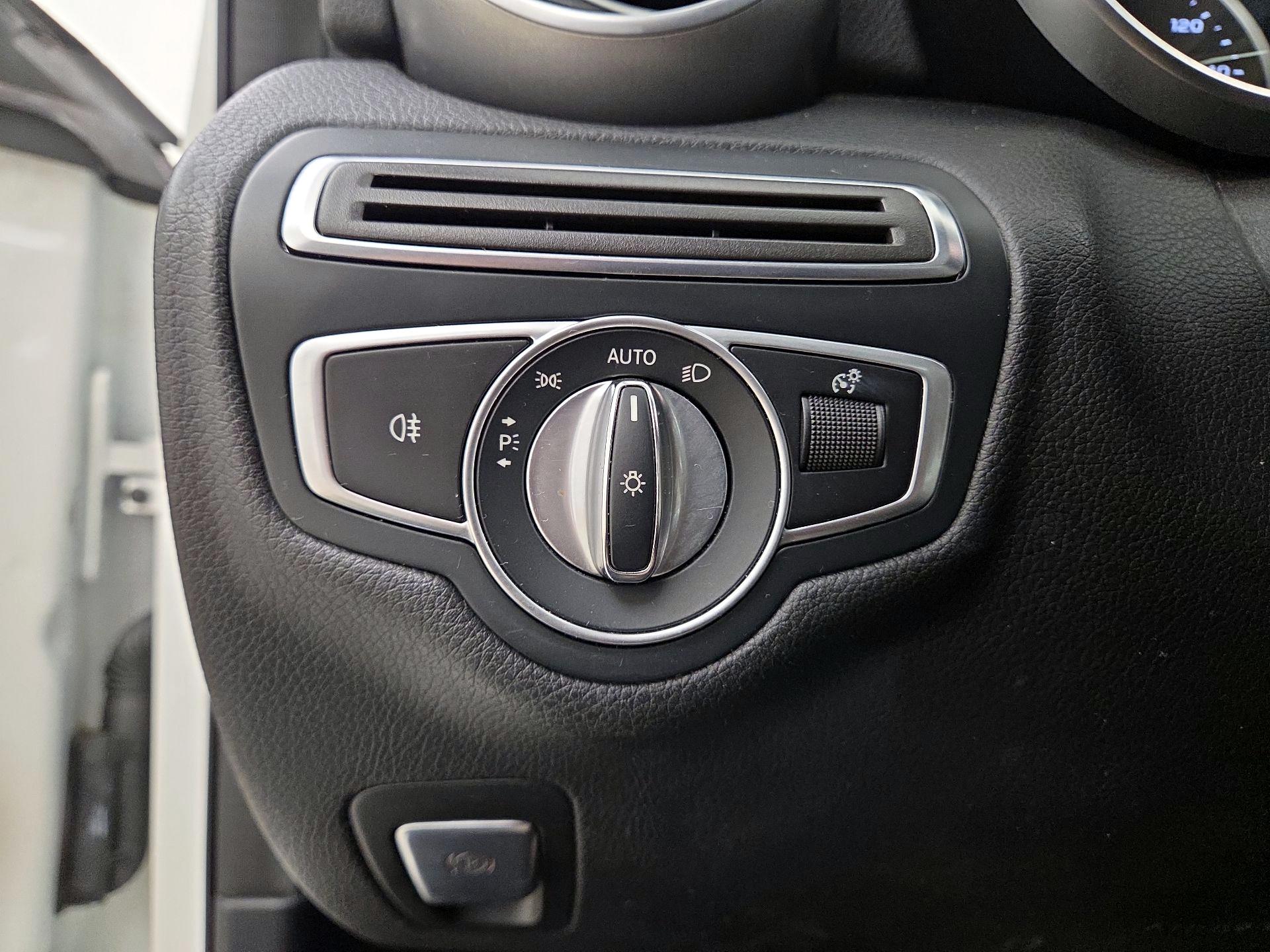 Thumbnail: 2019 Mercedes-Benz C-Class - 13