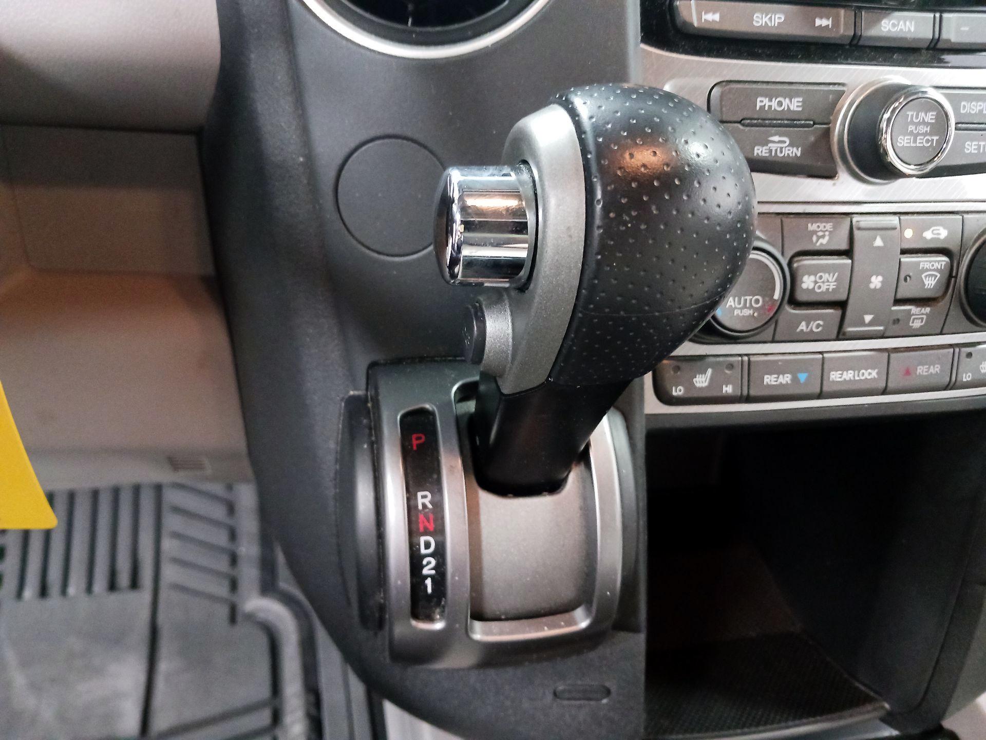 Thumbnail: 2014 Honda Pilot - 15