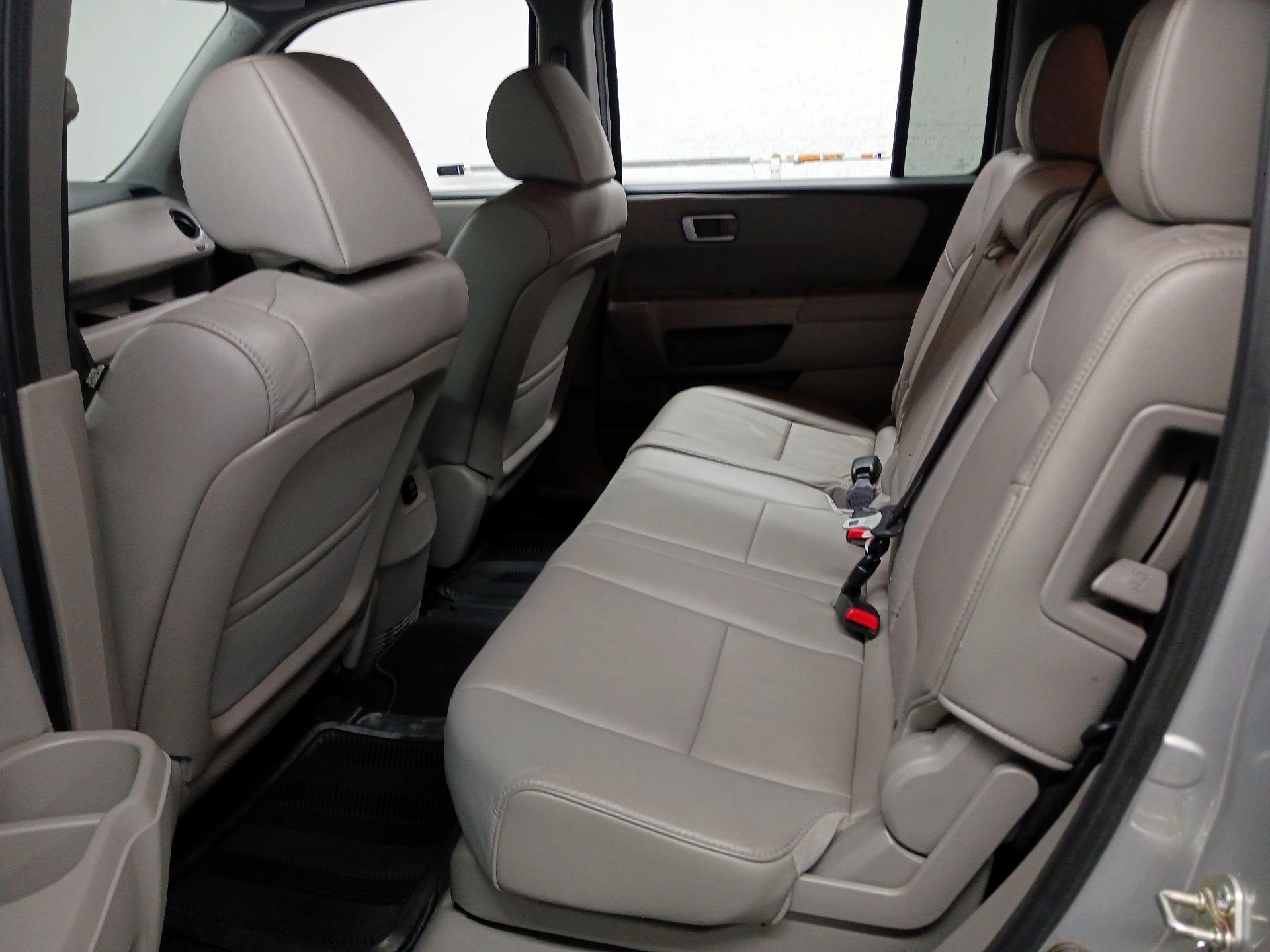Thumbnail: 2014 Honda Pilot - 18