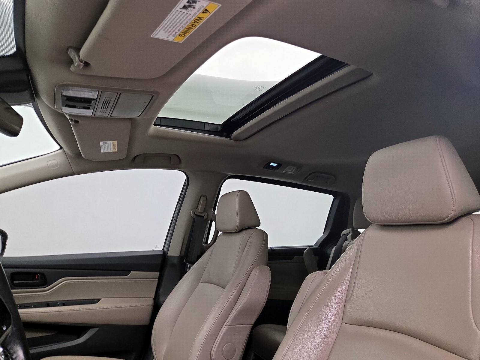 Sunroof(s) & Overhead Airbags