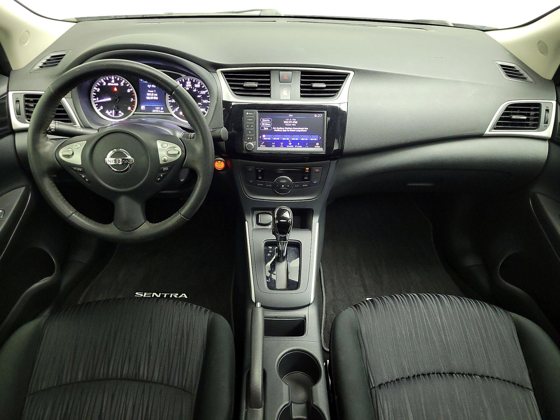 Thumbnail: 2019 Nissan Sentra - 9