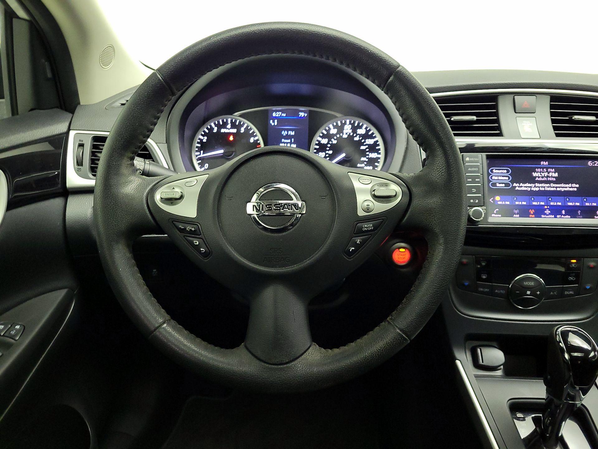 Thumbnail: 2019 Nissan Sentra - 10