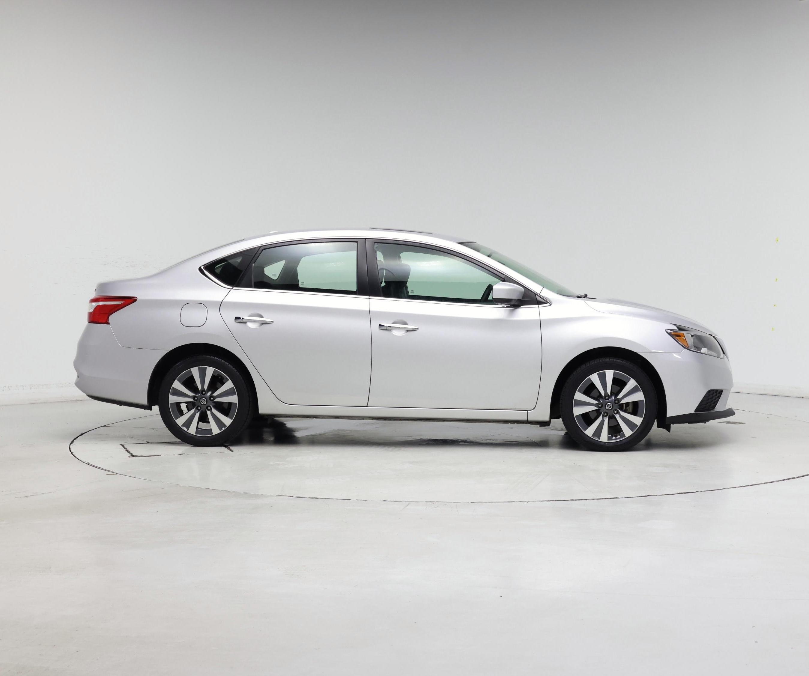 Thumbnail: 2019 Nissan Sentra - 7