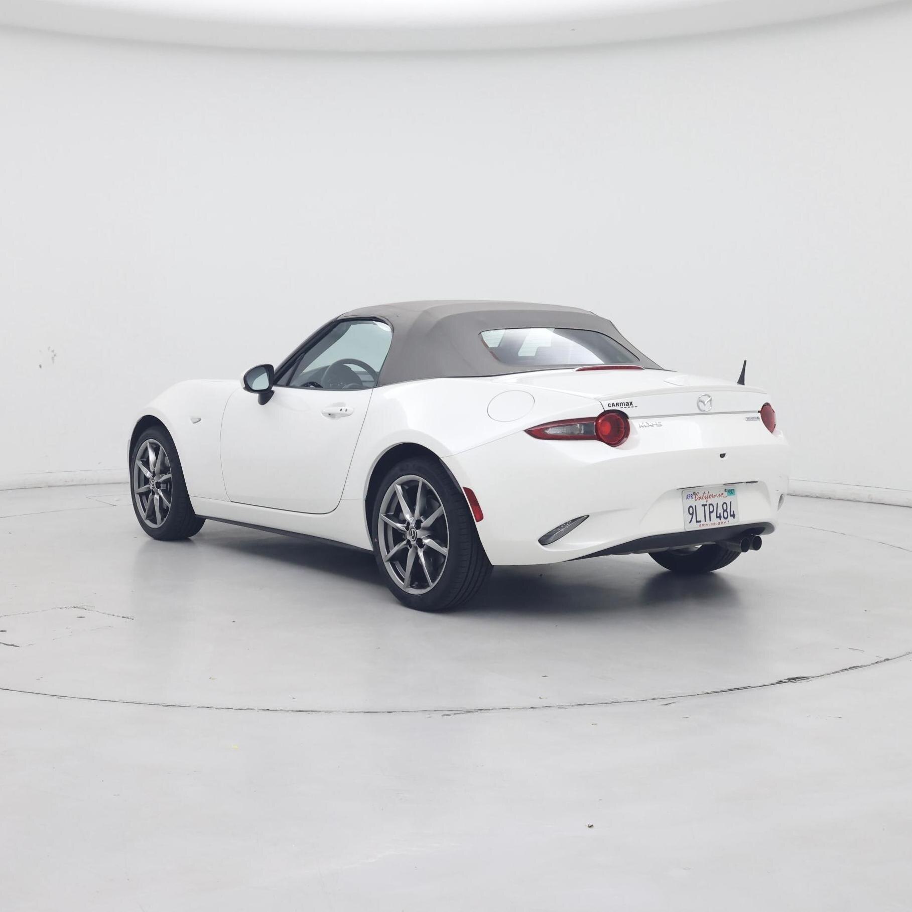 Thumbnail: 2021 Mazda MX-5 Miata - 2