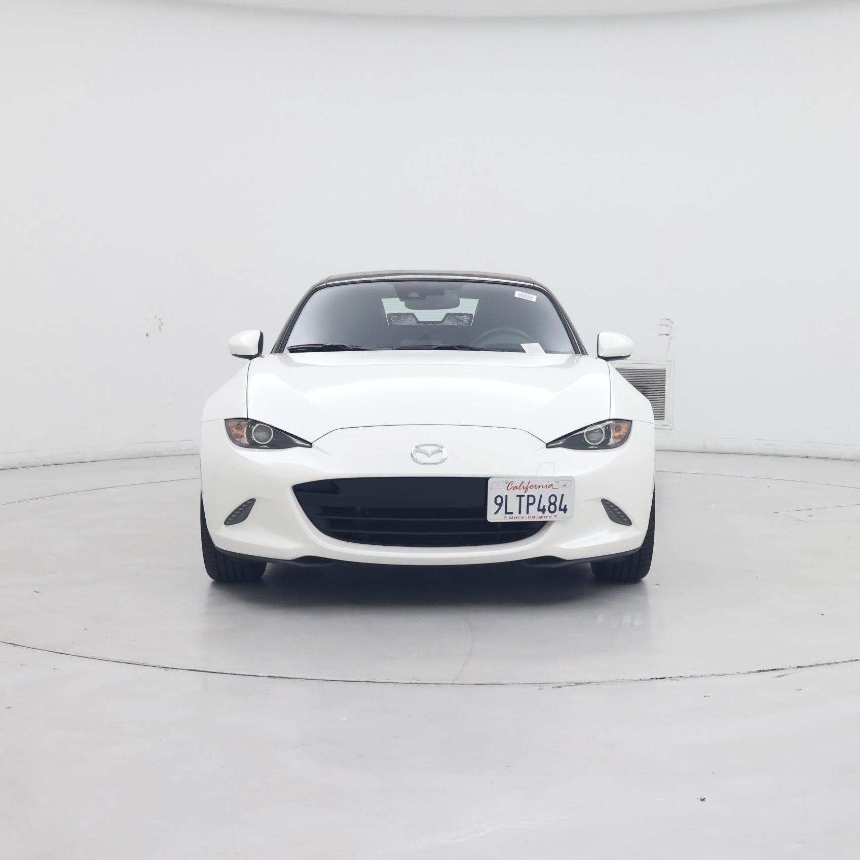 Thumbnail: 2021 Mazda MX-5 Miata - 5
