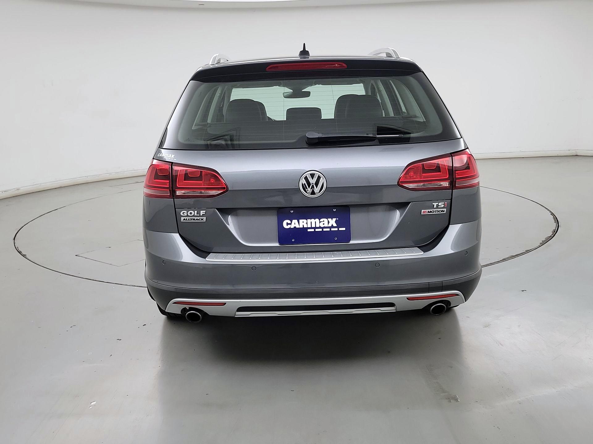Thumbnail: 2017 Volkswagen Golf - 6