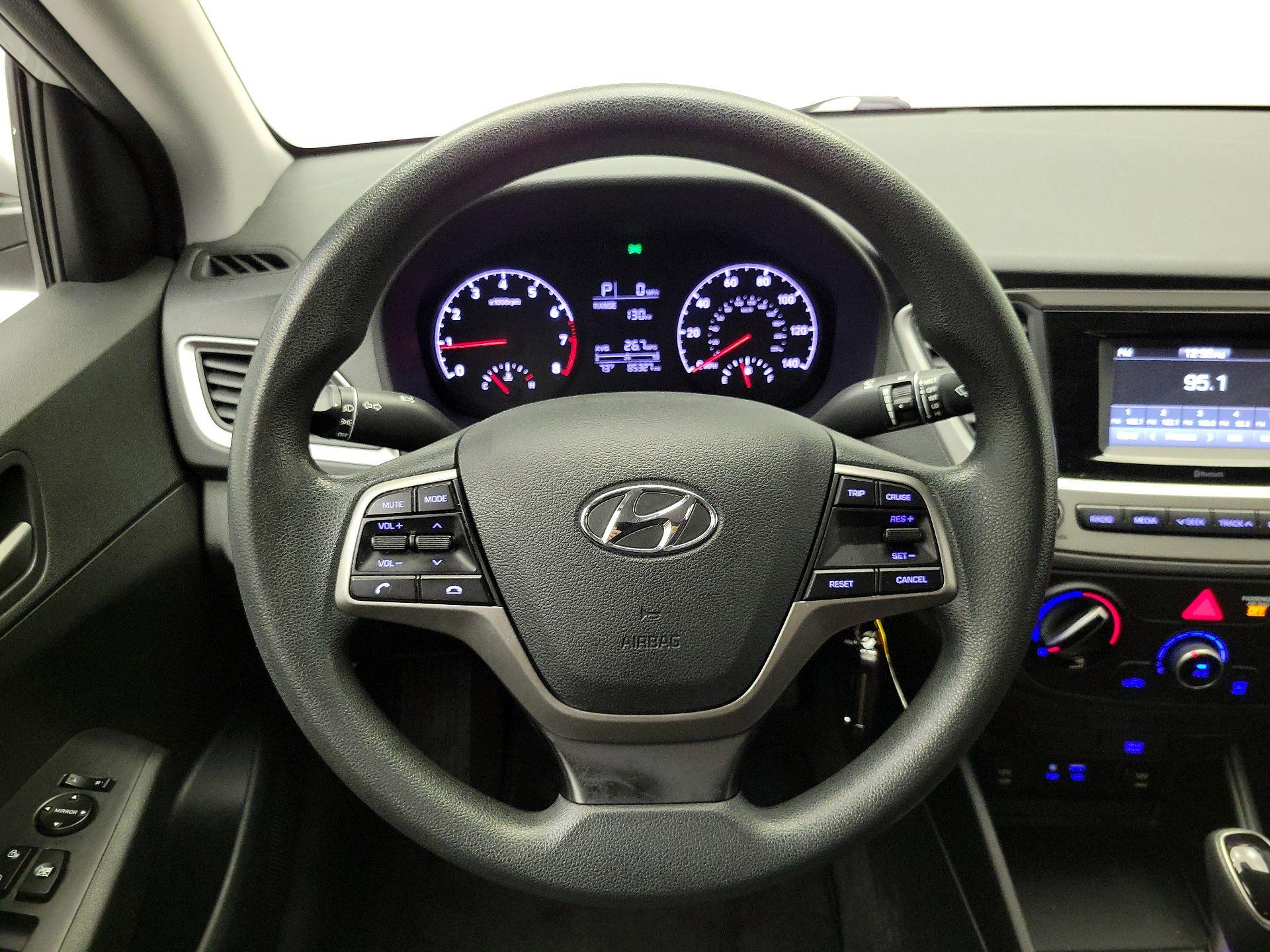 Thumbnail: 2020 Hyundai Accent - 10