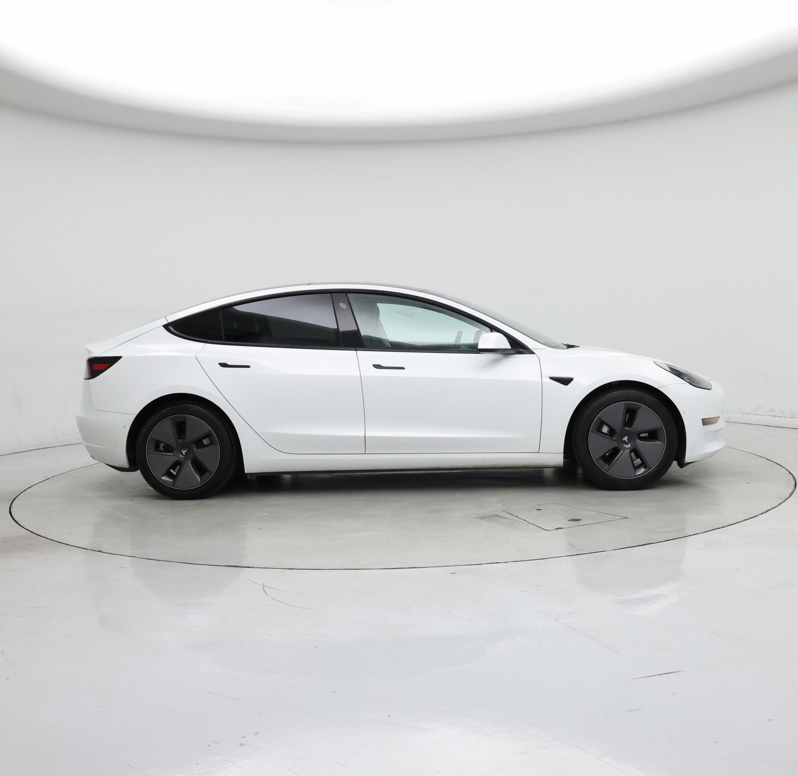 Thumbnail: 2021 Tesla Model 3 - 7