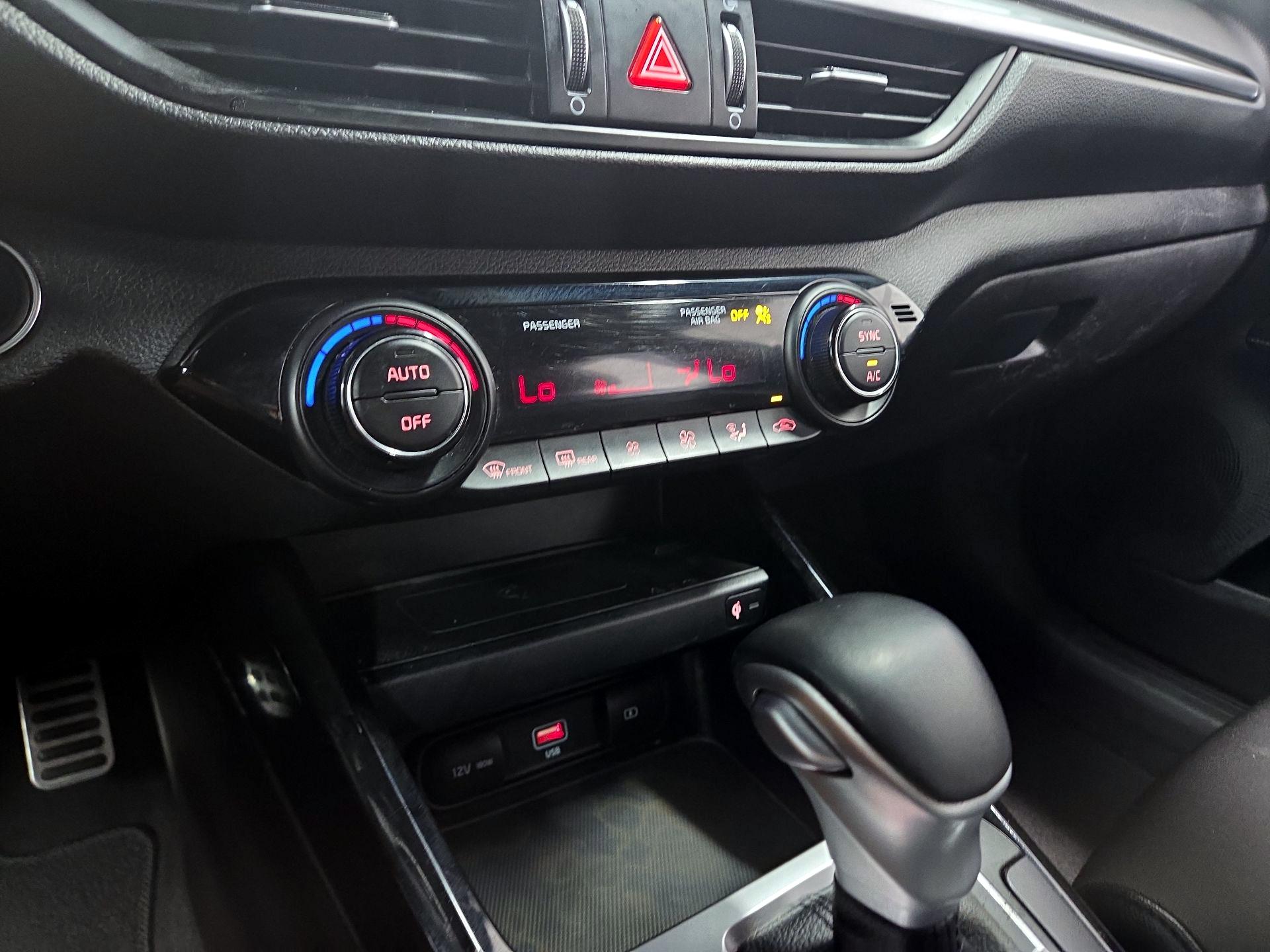 Thumbnail: 2022 Kia Forte - 12