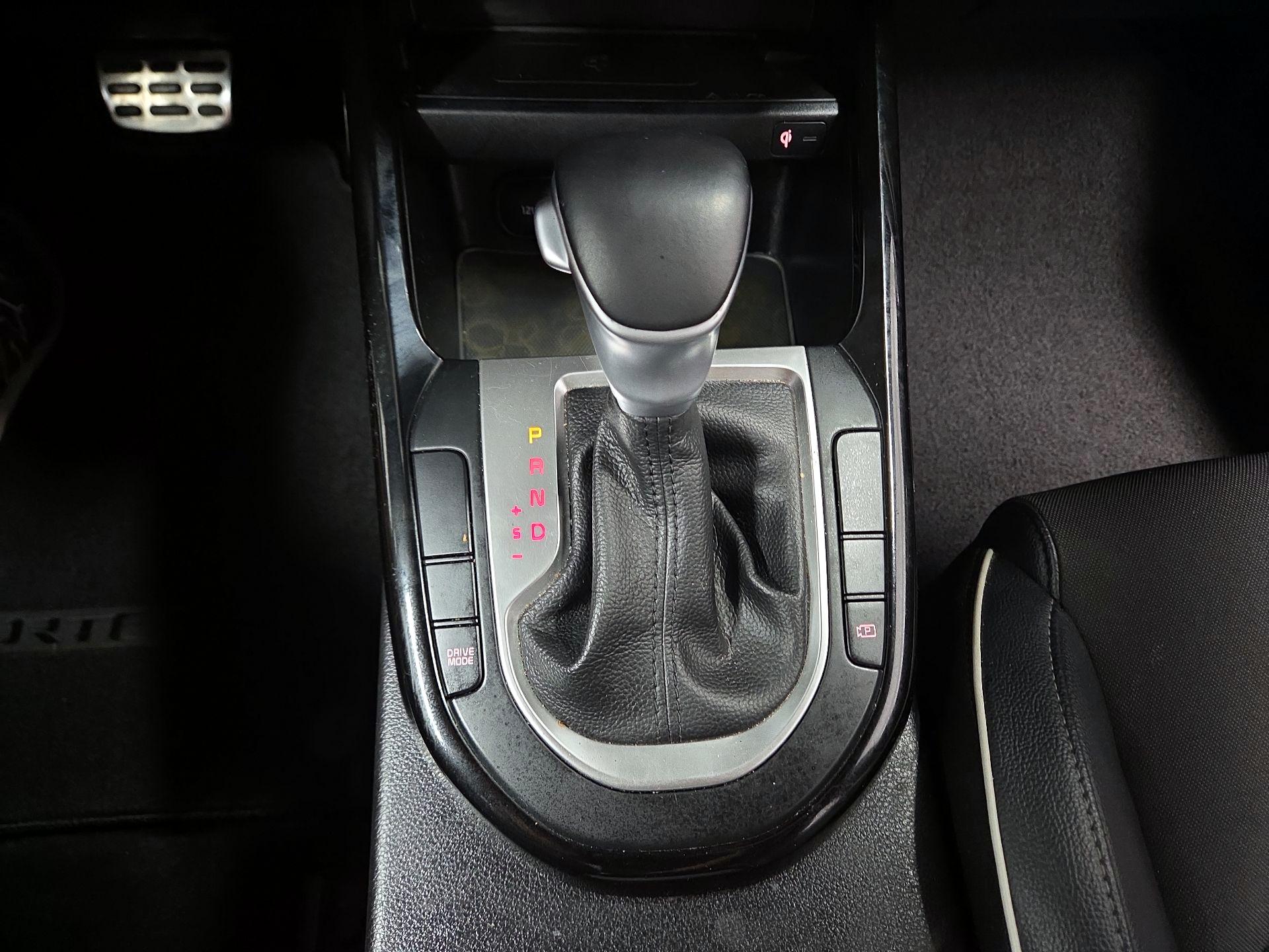 Thumbnail: 2022 Kia Forte - 13